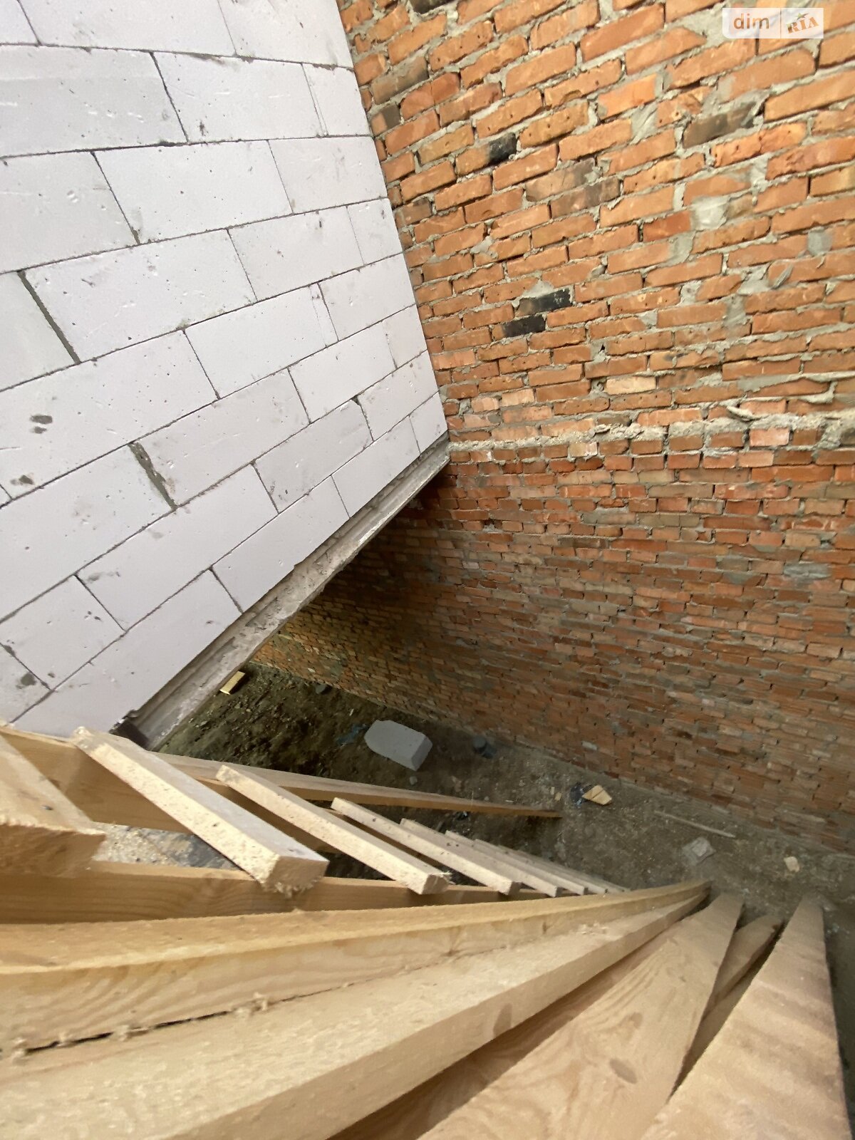 двоповерховий таунхаус, 70 кв. м, кирпич. Продаж в Вінниці, район Старе місто фото 1 двоповерховий таунхаус, 70 кв. м, кирпич. Продаж в Вінниці, район Старе місто фото 1
