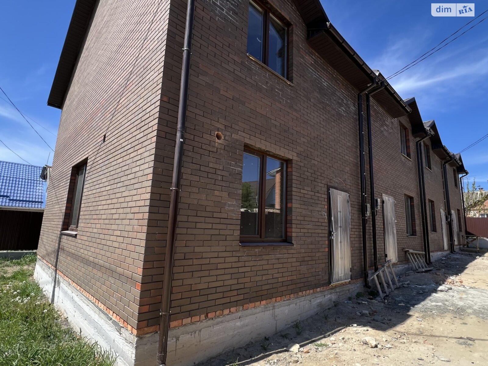 двухэтажный таунхаус, 75 кв. м, кирпич. Продажа в Виннице район Старый город фото 1 двухэтажный таунхаус, 75 кв. м, кирпич. Продажа в Виннице район Старый город фото 1