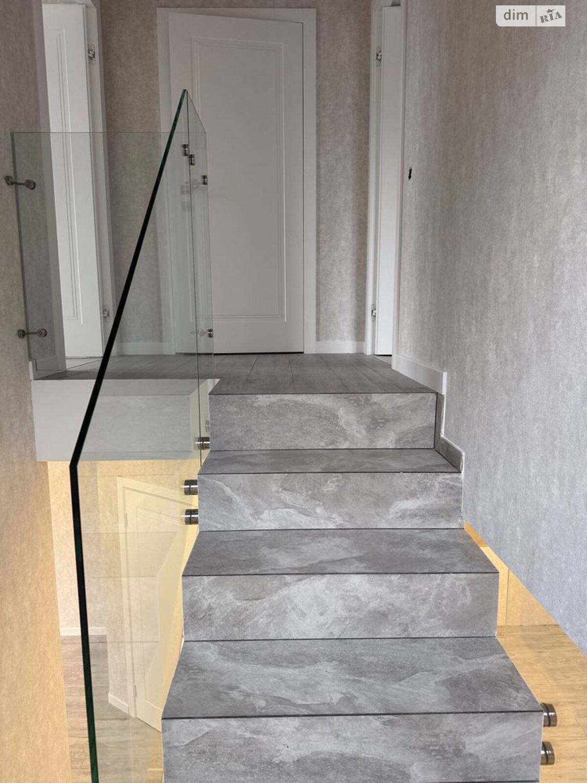 двухэтажный таунхаус, 90 кв. м, кирпич. Продажа в Виннице район Старый город фото 1 двухэтажный таунхаус, 90 кв. м, кирпич. Продажа в Виннице район Старый город фото 1