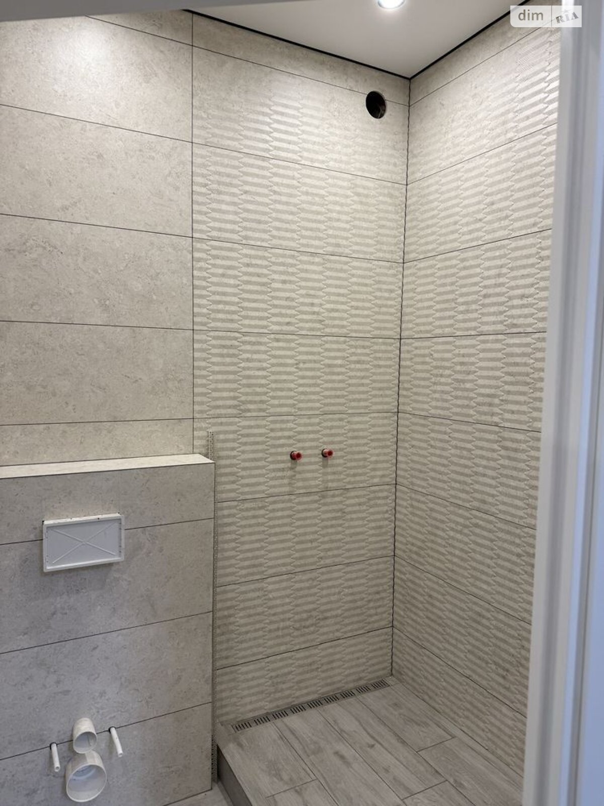 двухэтажный таунхаус, 90 кв. м, кирпич. Продажа в Виннице район Старый город фото 1 двухэтажный таунхаус, 90 кв. м, кирпич. Продажа в Виннице район Старый город фото 1