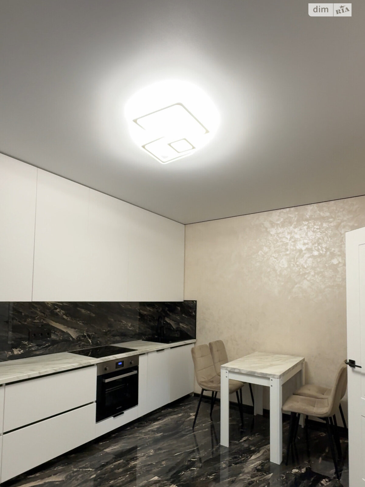 двухэтажный таунхаус, 105 кв. м, кирпич. Продажа в Виннице район Центр фото 1 двухэтажный таунхаус, 105 кв. м, кирпич. Продажа в Виннице район Центр фото 1