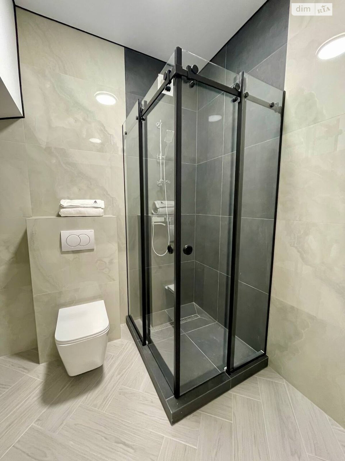 двухэтажный таунхаус, 115 кв. м, кирпич. Продажа в Зарванцах фото 1