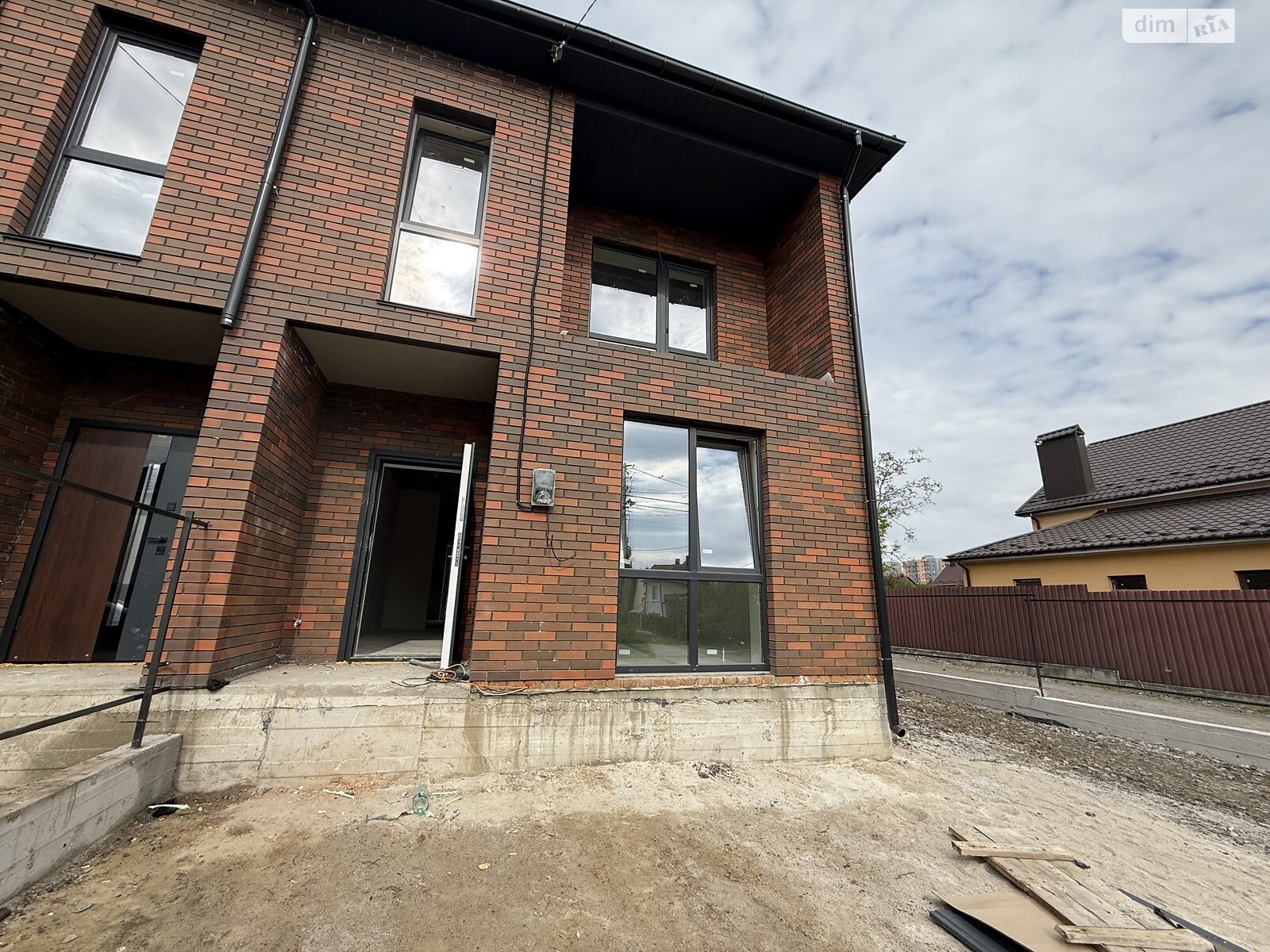 двоповерховий таунхаус, 120 кв. м, цегла. Продаж в Вінниці, район Замостя фото 1 двоповерховий таунхаус, 120 кв. м, цегла. Продаж в Вінниці, район Замостя фото 1