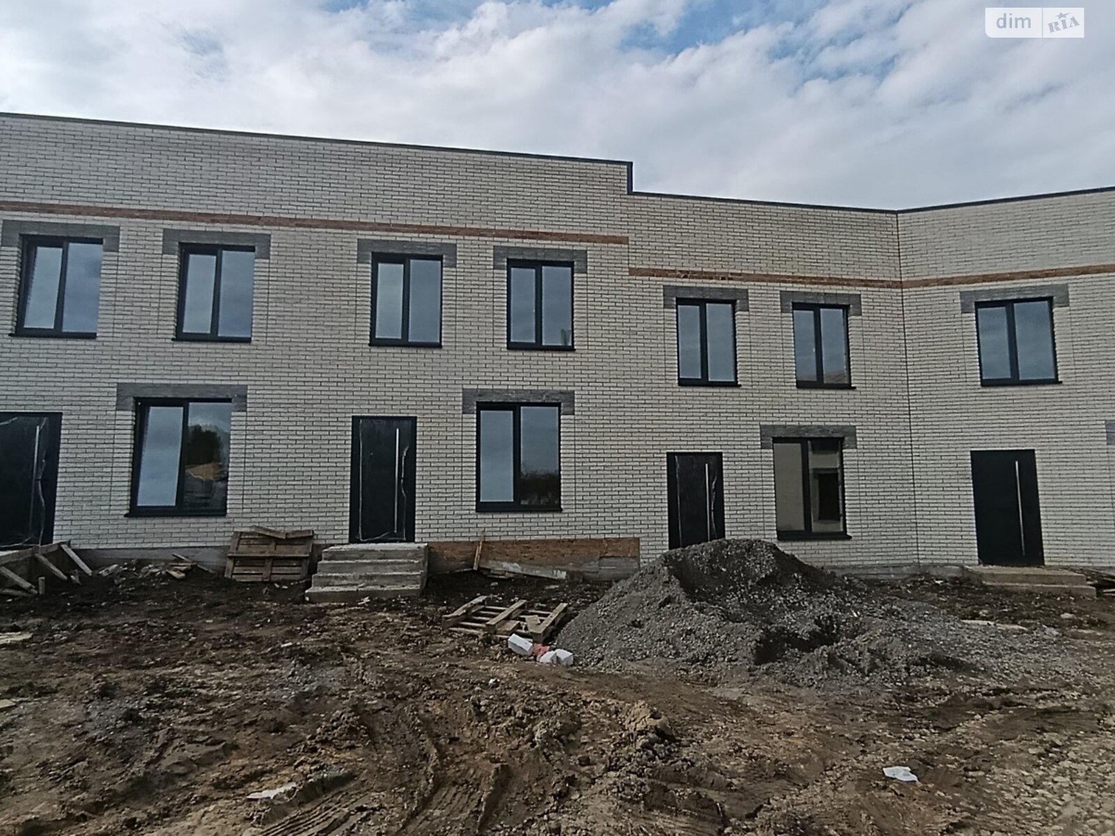 двухэтажный таунхаус, 72 кв. м, кирпич. Продажа в Виннице фото 1 двухэтажный таунхаус, 72 кв. м, кирпич. Продажа в Виннице фото 1