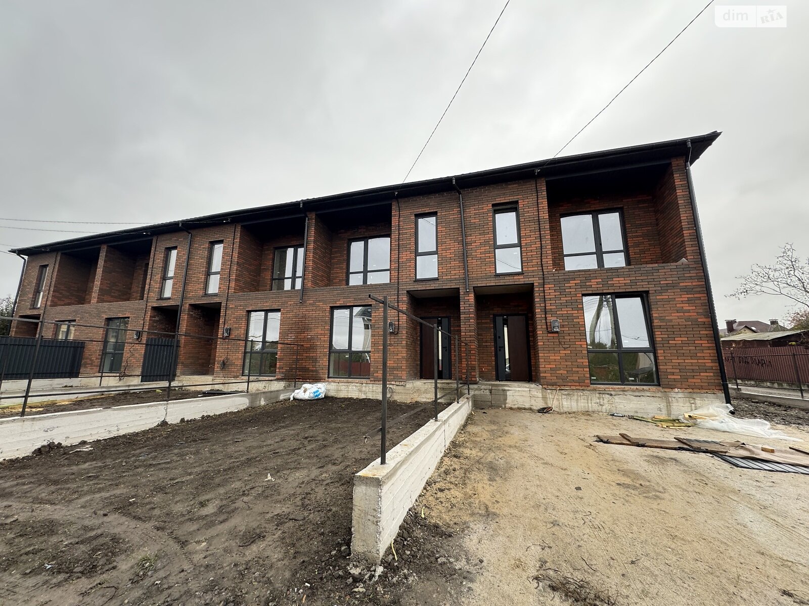 двухэтажный таунхаус, 120 кв. м, кирпич. Продажа в Винницких Хуторах фото 1 двухэтажный таунхаус, 120 кв. м, кирпич. Продажа в Винницких Хуторах фото 1