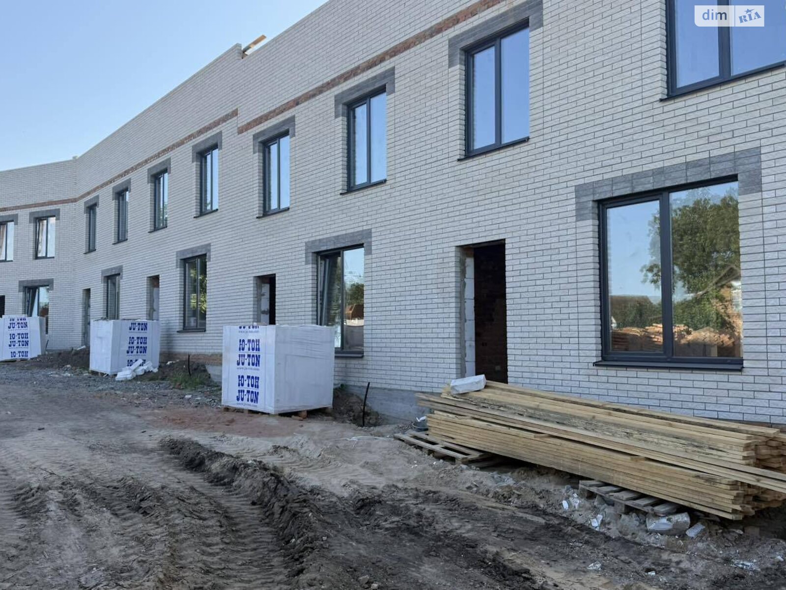 двухэтажный таунхаус, 70 кв. м, кирпич. Продажа в Винницких Хуторах фото 1