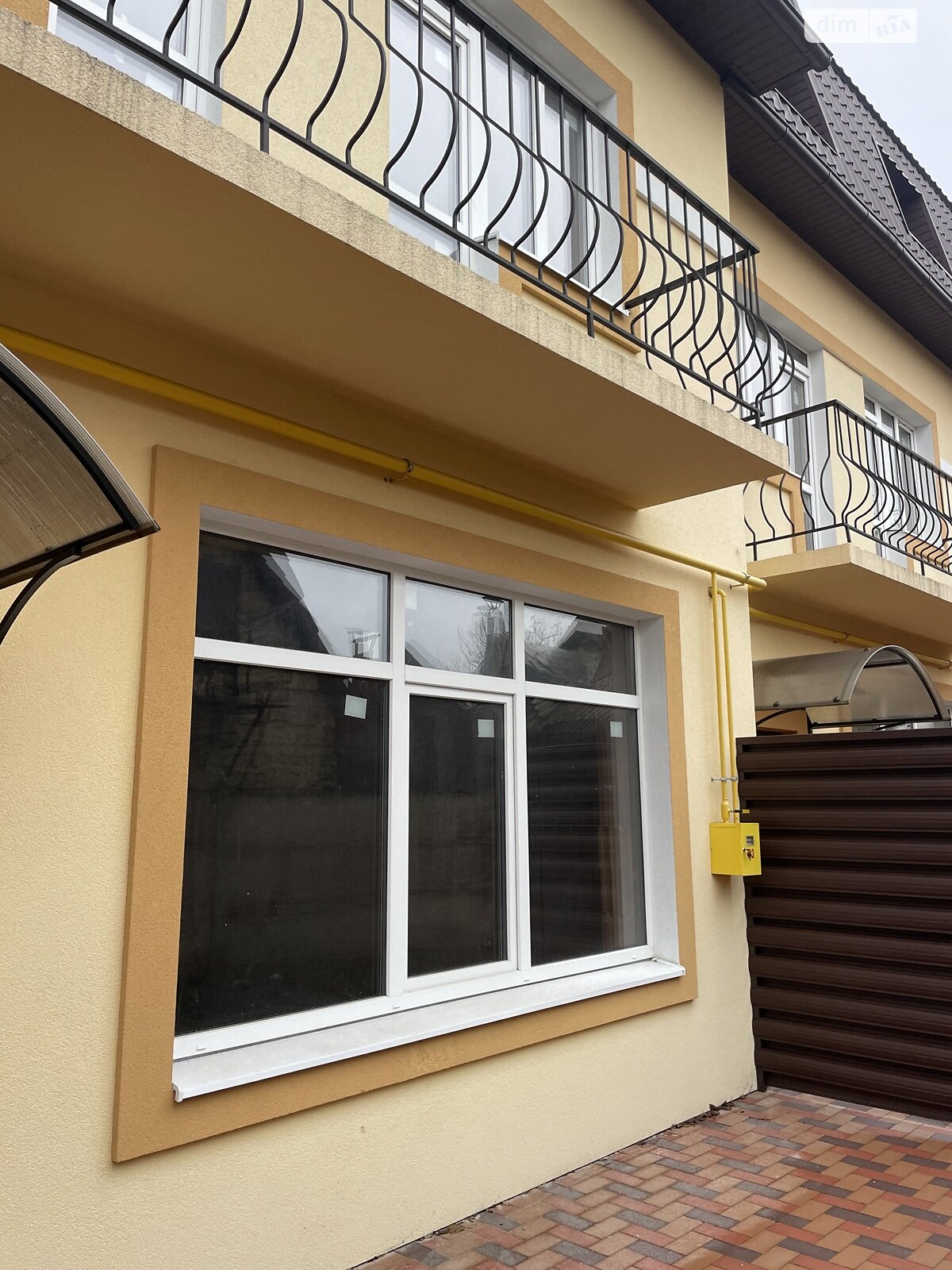 триповерховий таунхаус, 98 кв. м, цегла. Продаж у Вишневому фото 1