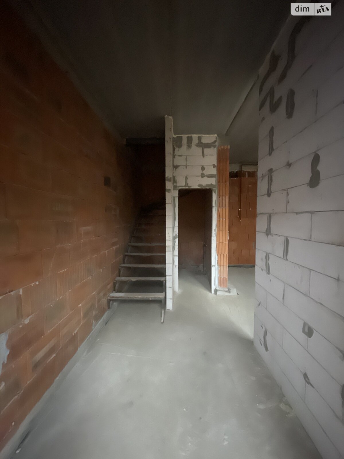 триповерховий таунхаус, 98 кв. м, цегла. Продаж у Вишневому фото 1