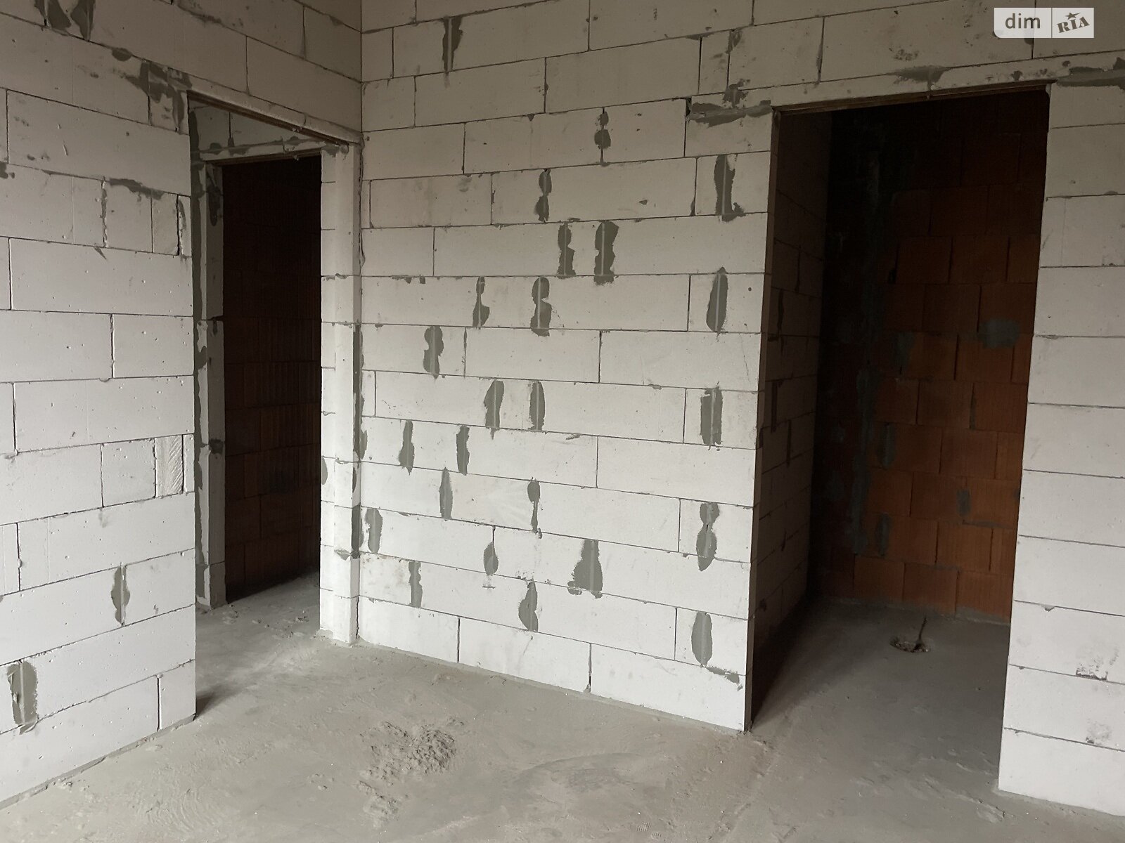 триповерховий таунхаус, 98 кв. м, цегла. Продаж у Вишневому фото 1