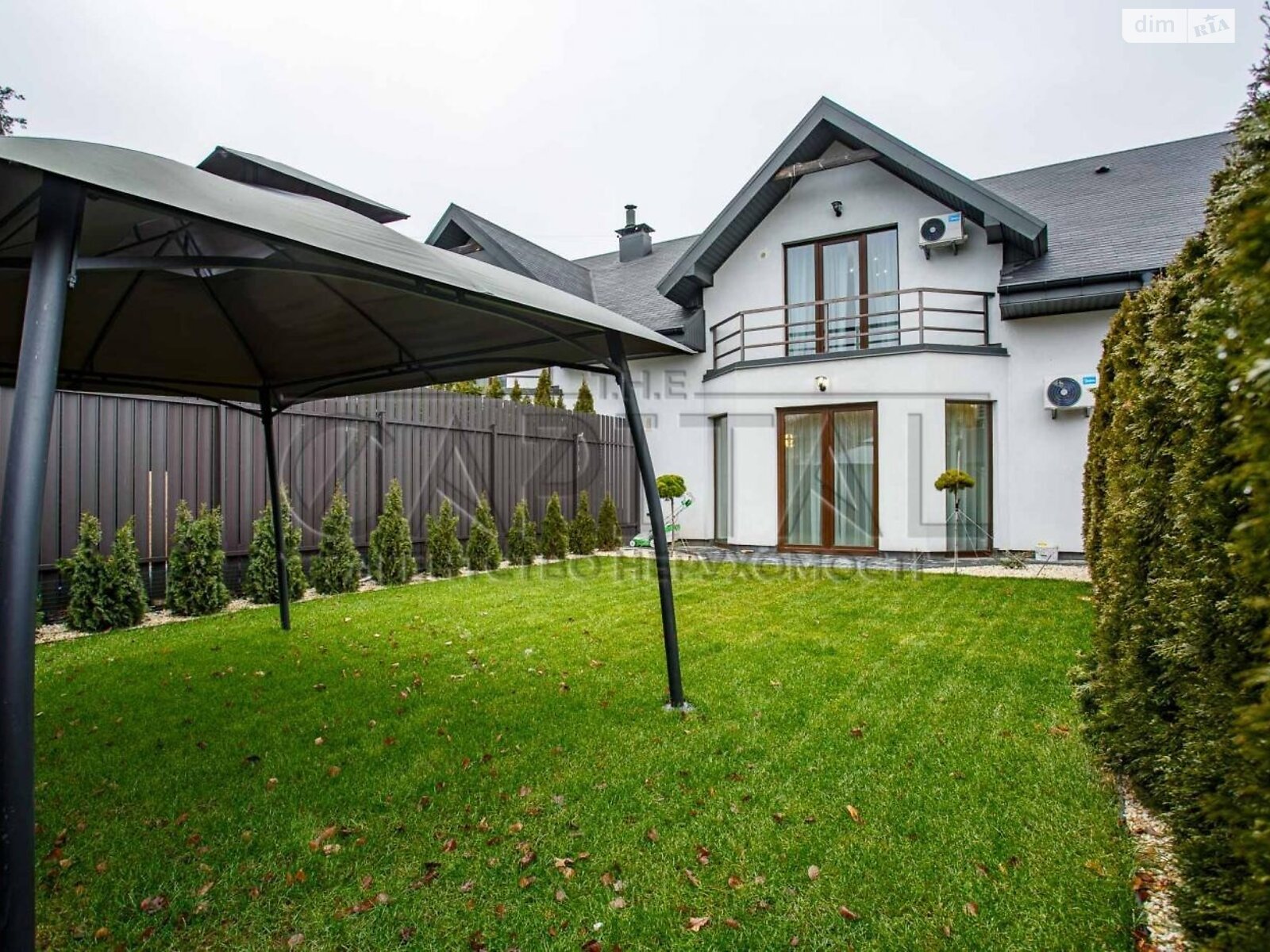 двухэтажный таунхаус, 238.1 кв. м, газобетон. Продажа в Вите-Почтовой фото 1