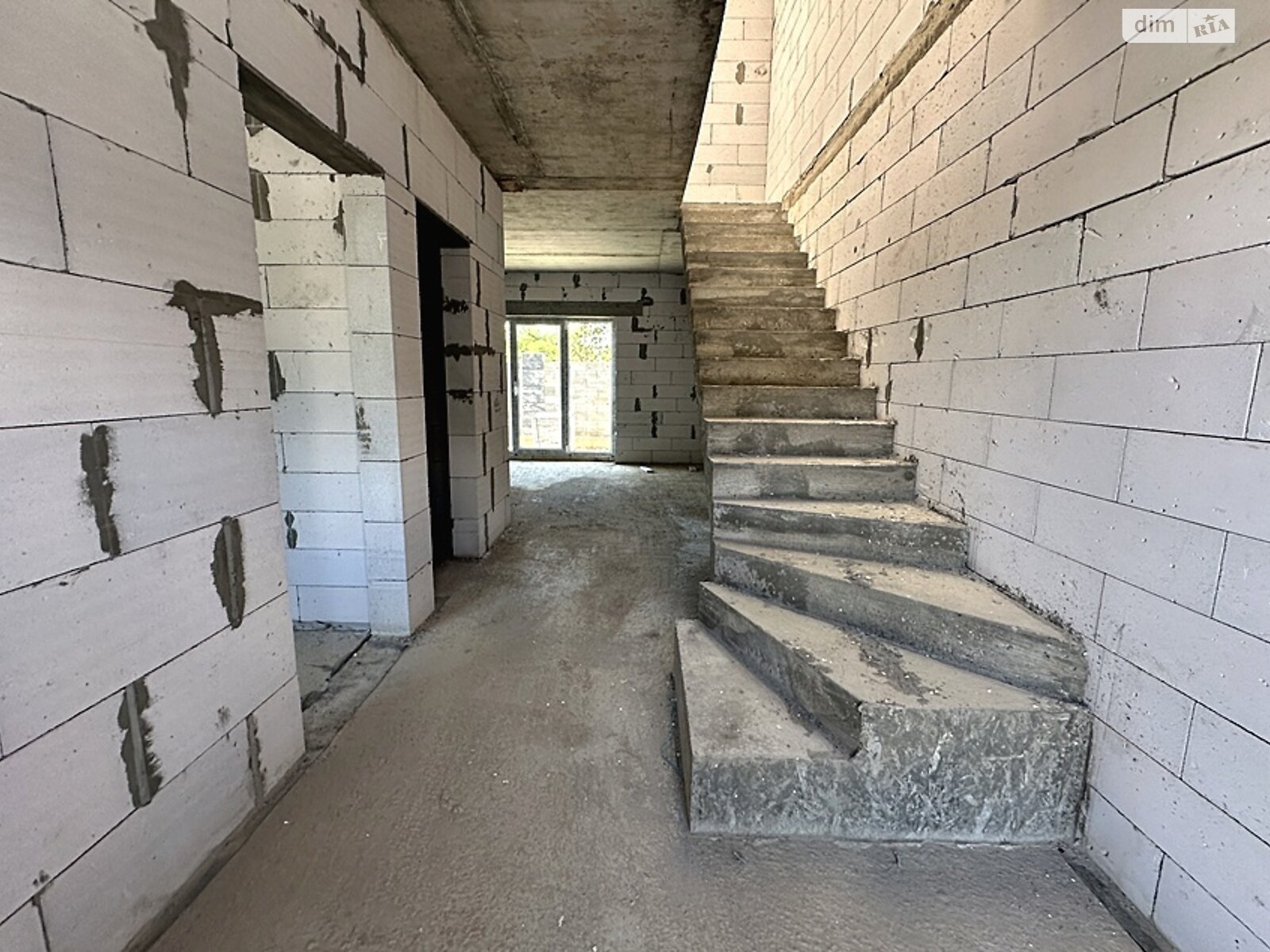 двухэтажный таунхаус, 106 кв. м, пеноблок. Продажа в Ворзеле фото 1