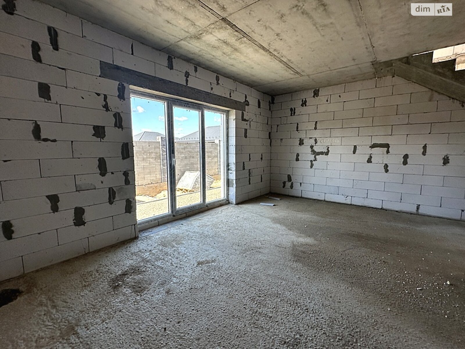 двухэтажный таунхаус, 106 кв. м, пеноблок. Продажа в Ворзеле фото 1