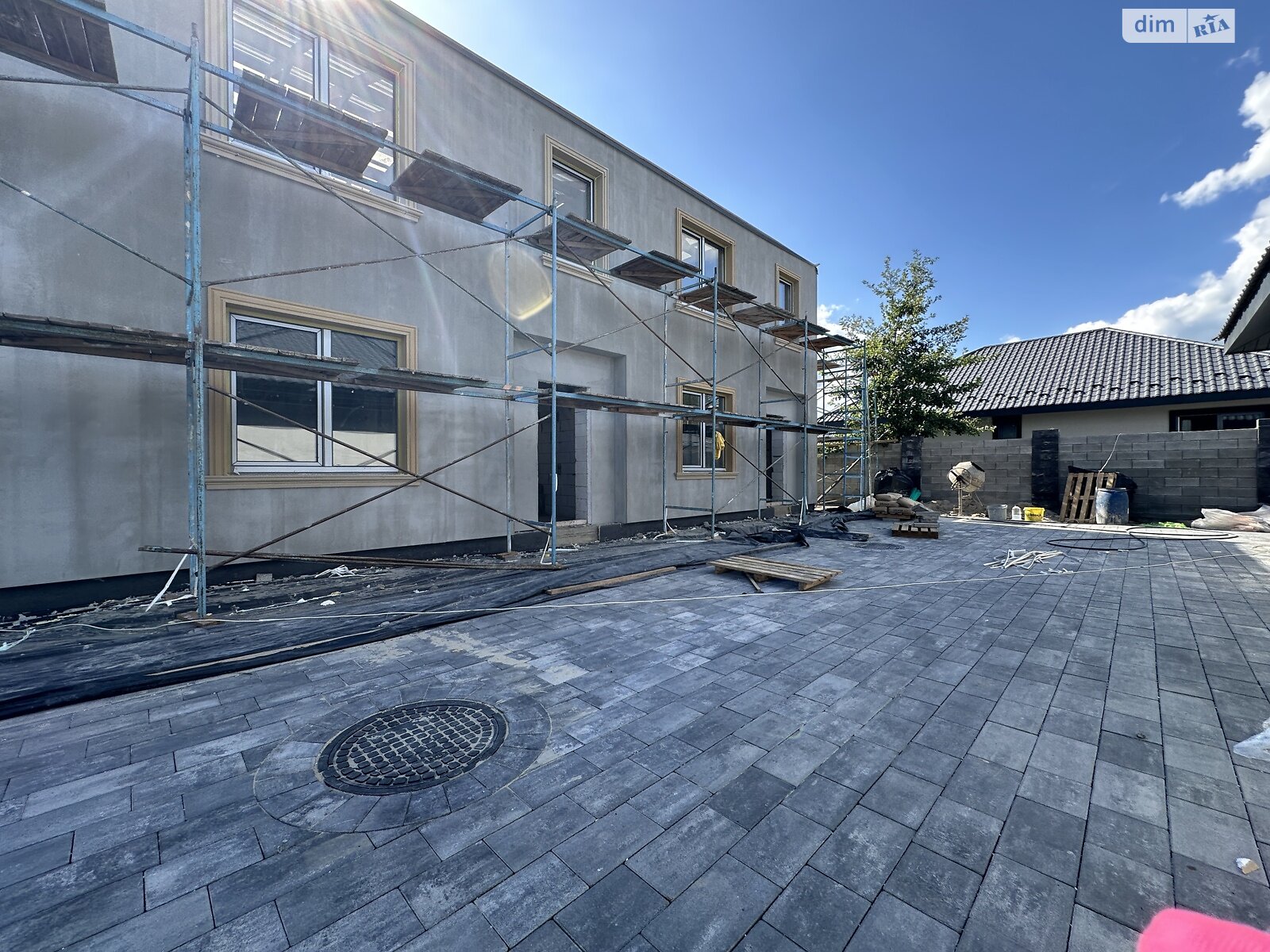 двухэтажный таунхаус, 106 кв. м, пеноблок. Продажа в Ворзеле фото 1