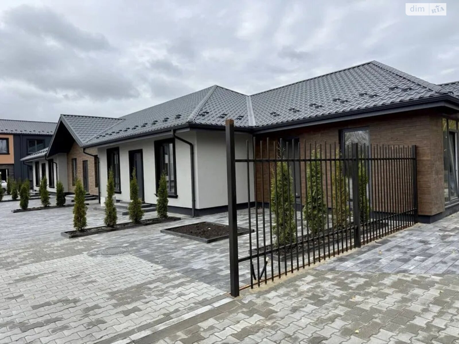 одноповерховий таунхаус, 88 кв. м, піноблок. Продаж у Ворзелі фото 1 одноповерховий таунхаус, 88 кв. м, піноблок. Продаж у Ворзелі фото 1