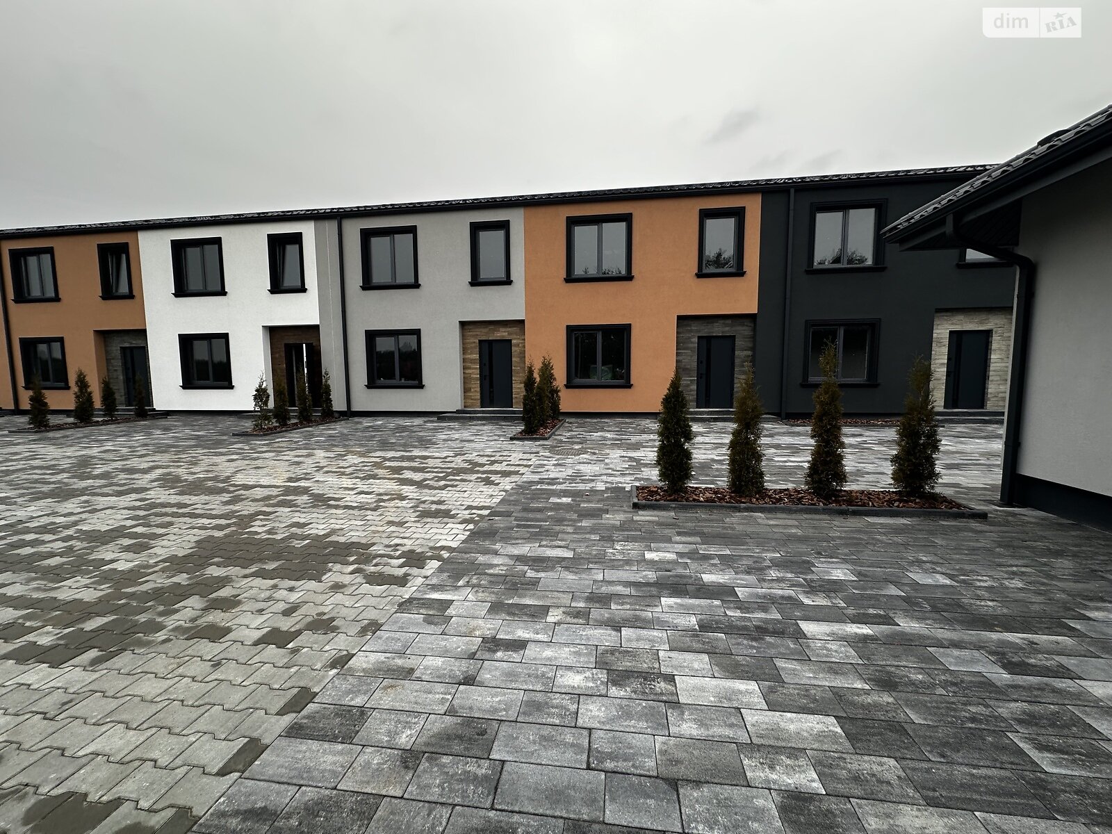 двухэтажный таунхаус, 105 кв. м, пеноблок. Продажа в Ворзеле фото 1 двухэтажный таунхаус, 105 кв. м, пеноблок. Продажа в Ворзеле фото 1