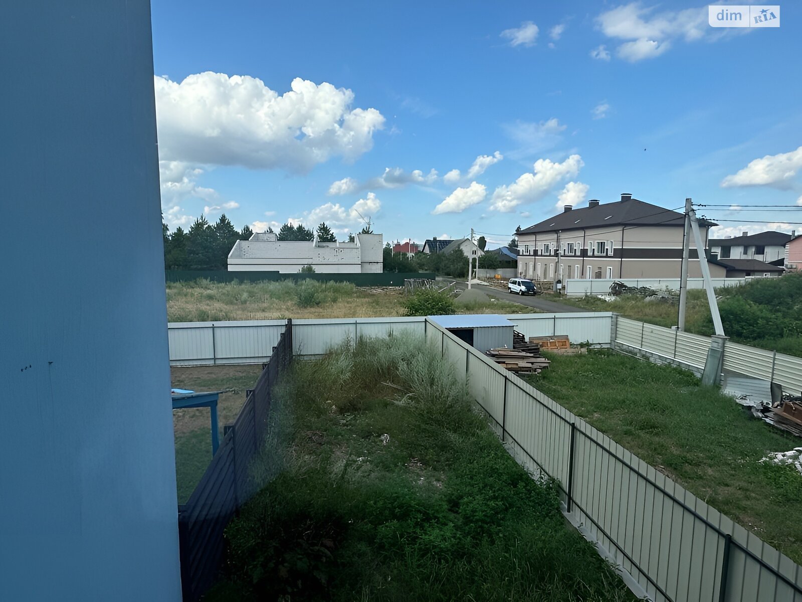 трехэтажный таунхаус, 199 кв. м, кирпич. Продажа в Ворзеле фото 1 трехэтажный таунхаус, 199 кв. м, кирпич. Продажа в Ворзеле фото 1