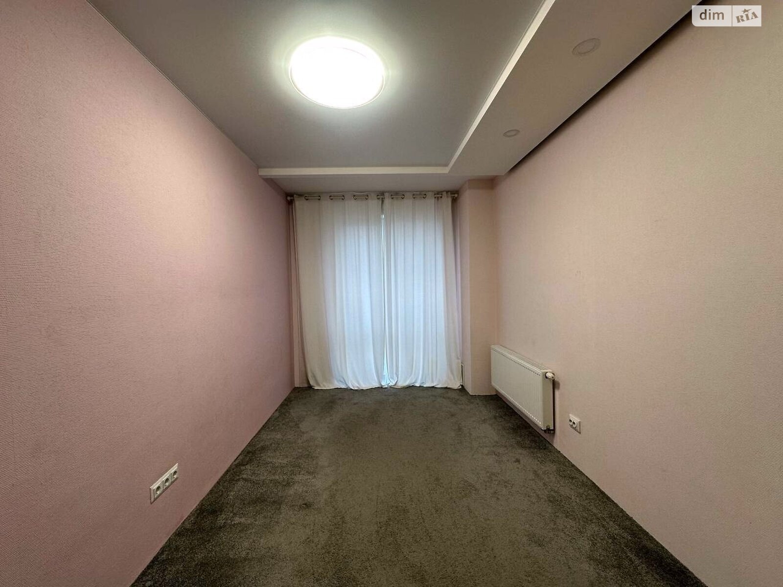 трехэтажный таунхаус, 198.9 кв. м, кирпич. Продажа в Ворзеле фото 1