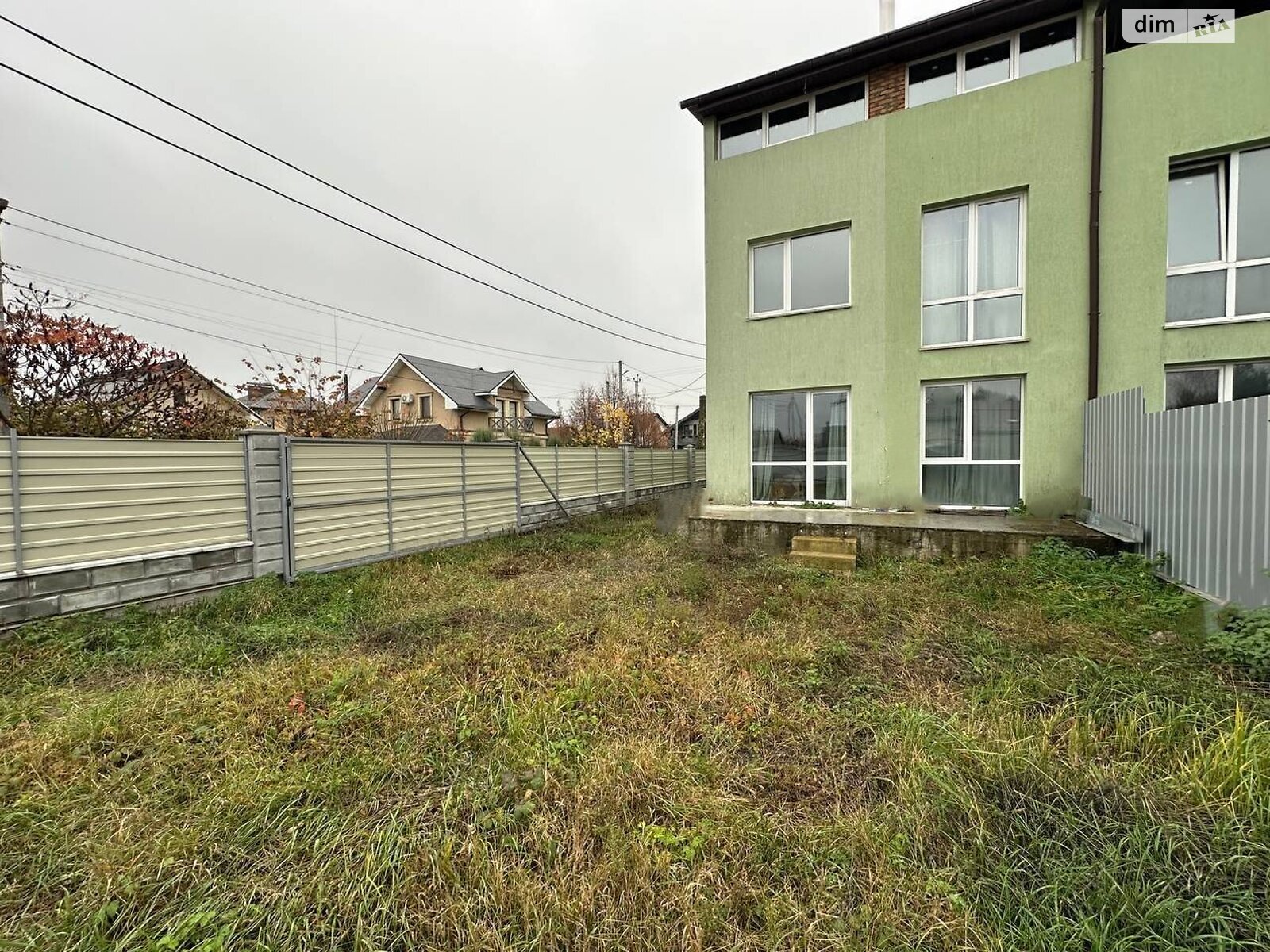 трехэтажный таунхаус, 198.9 кв. м, кирпич. Продажа в Ворзеле фото 1