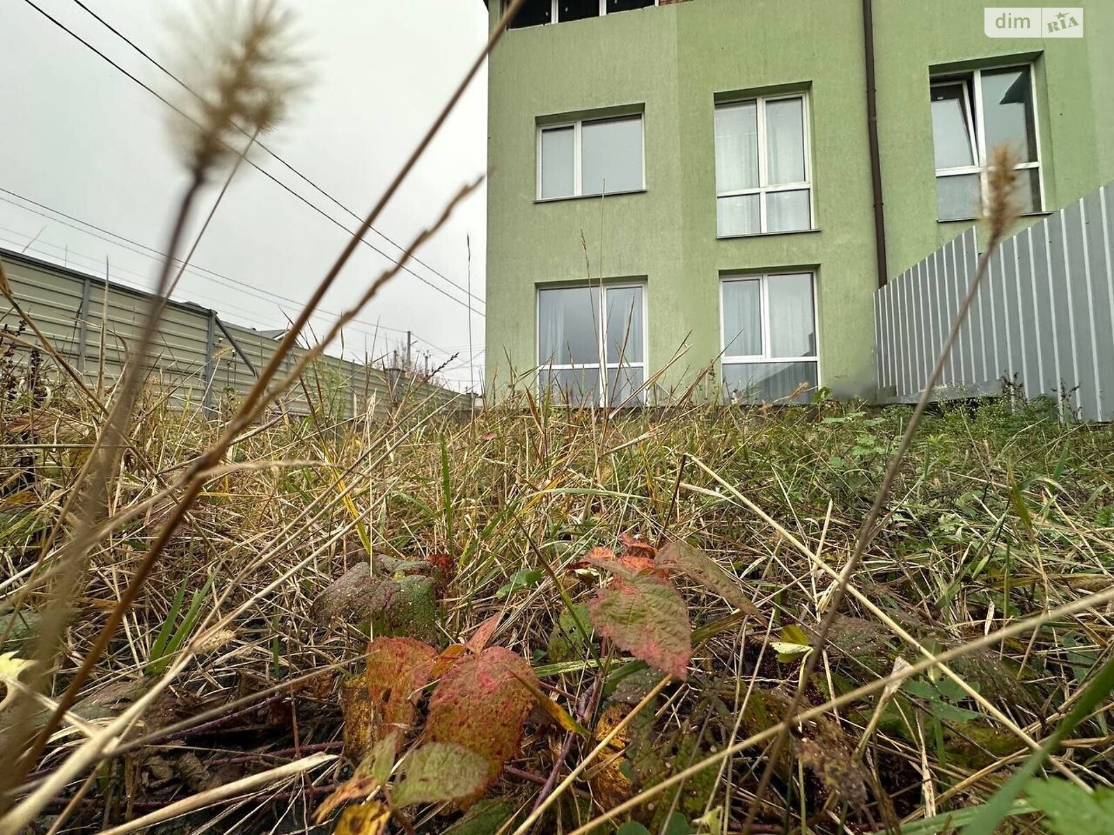 трехэтажный таунхаус, 198.9 кв. м, кирпич. Продажа в Ворзеле фото 1