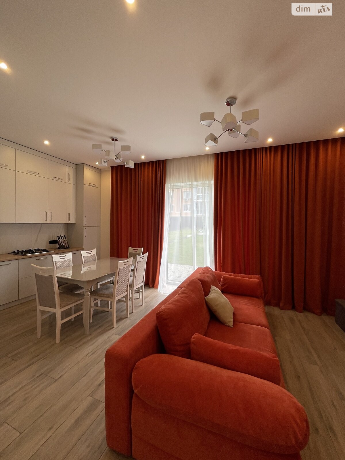 двоповерховий таунхаус, 105 кв. м, цегла. Продаж у Ворзелі фото 1 двоповерховий таунхаус, 105 кв. м, цегла. Продаж у Ворзелі фото 1
