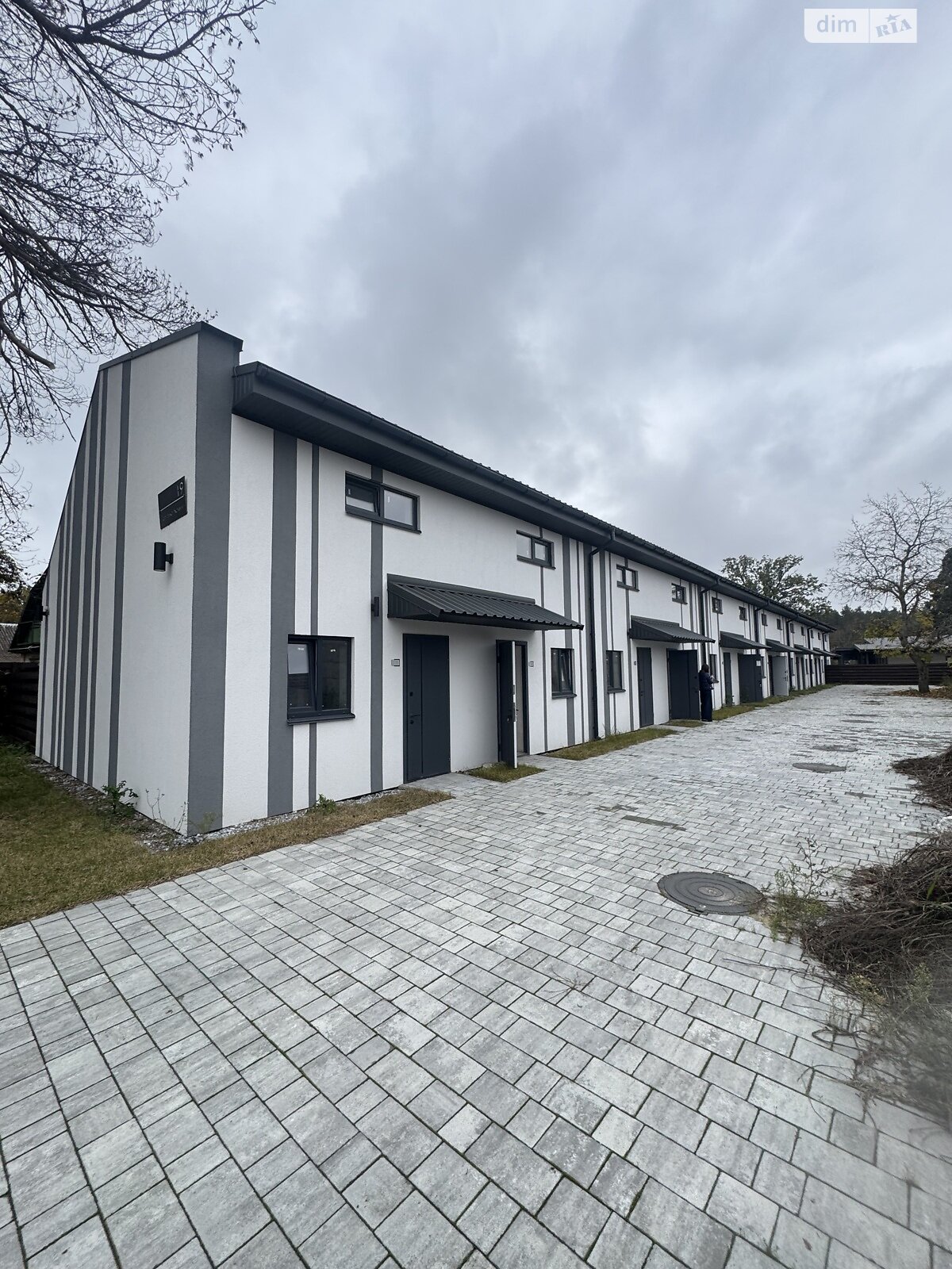 двухэтажный таунхаус, 45 кв. м, кирпич. Продажа в Ворзеле фото 1 двухэтажный таунхаус, 45 кв. м, кирпич. Продажа в Ворзеле фото 1