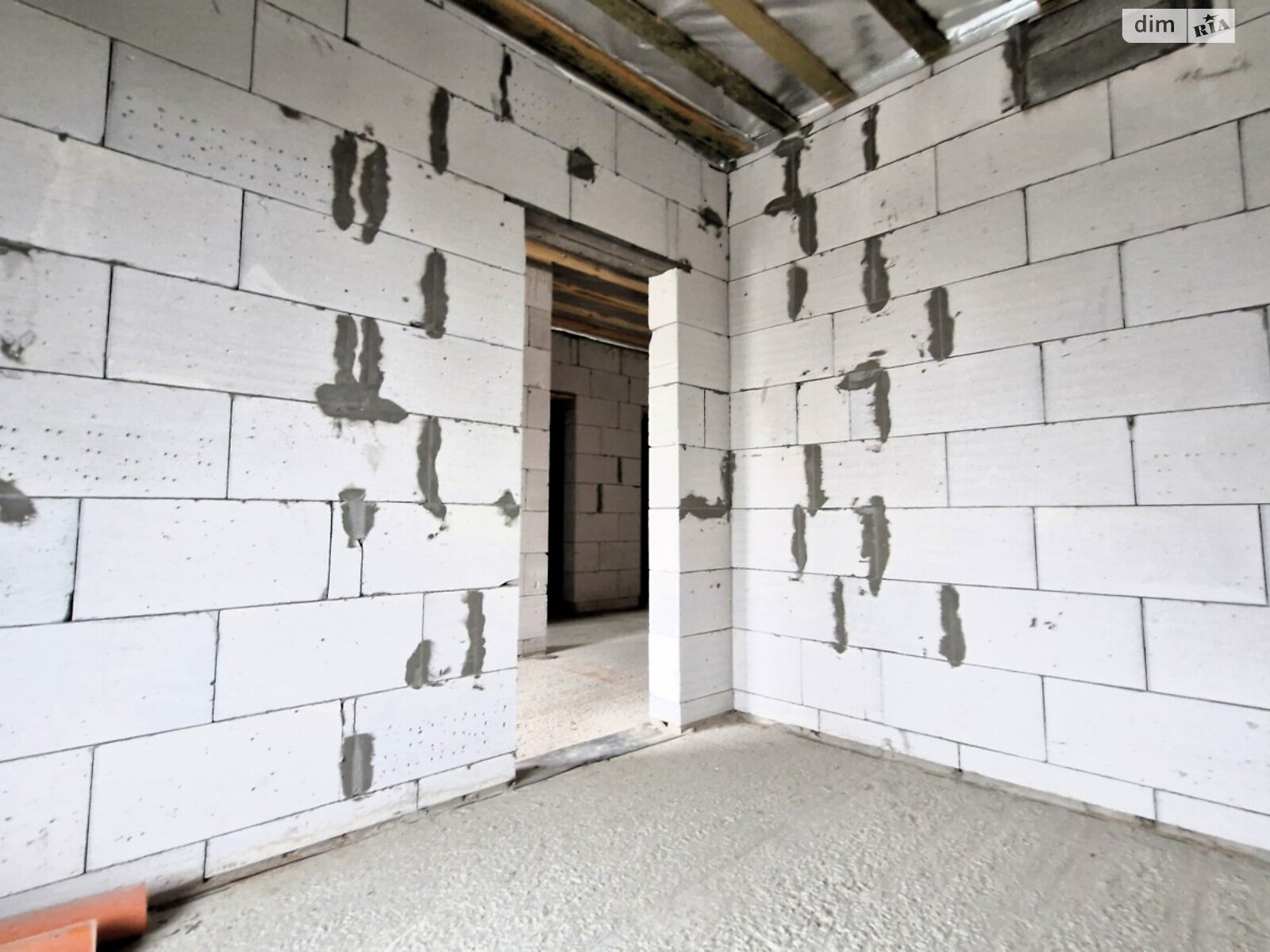 одноэтажный таунхаус, 82 кв. м, газобетон. Продажа в Ворзеле фото 1