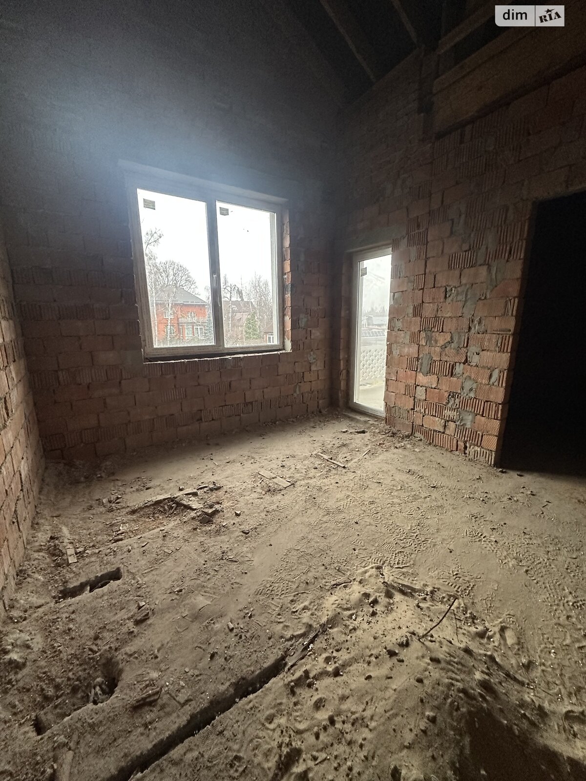 двухэтажный таунхаус, 80 кв. м, кирпич. Продажа в Ворзеле фото 1