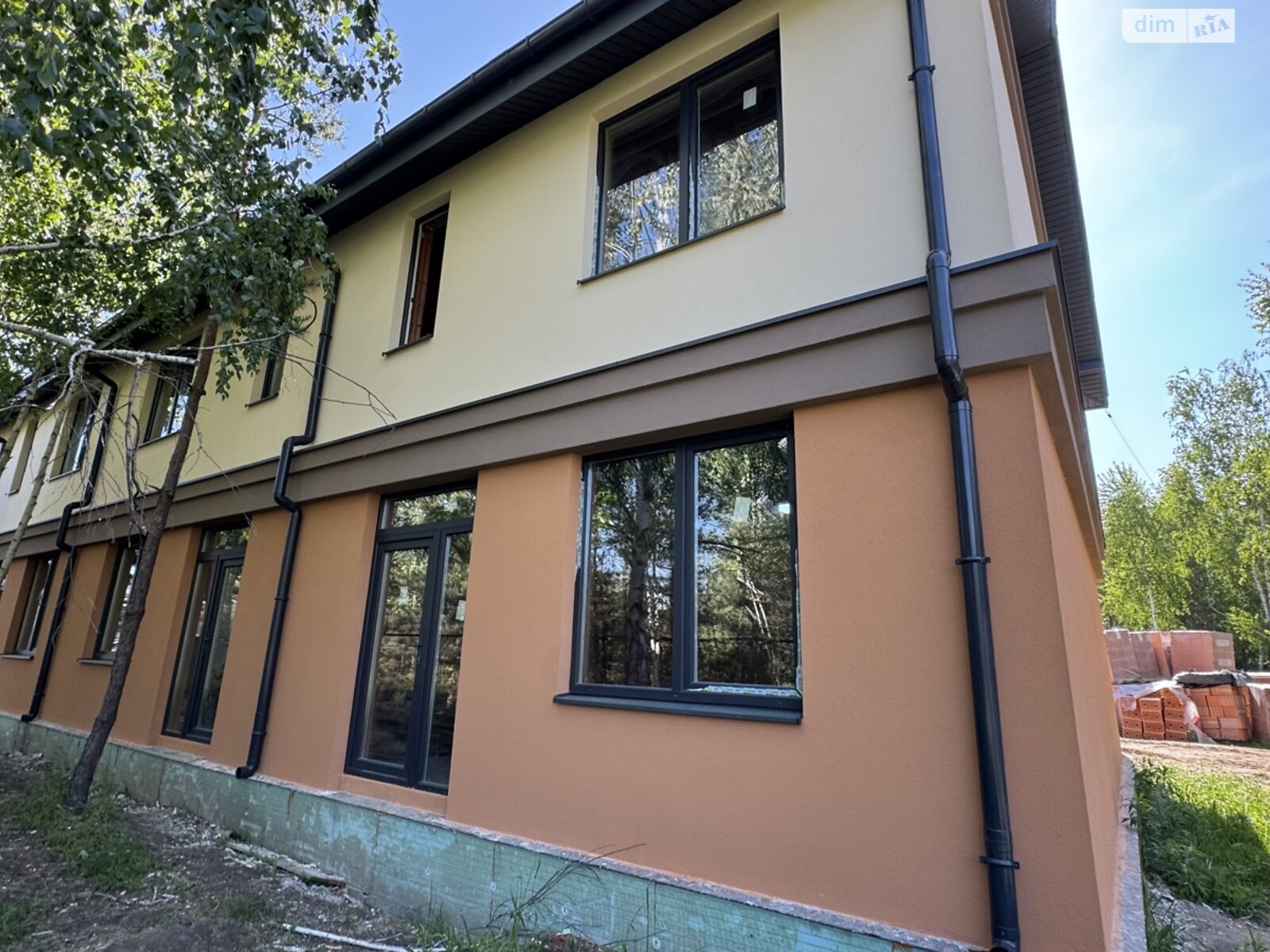 двоповерховий таунхаус, 90 кв. м, цегла. Продаж у Ворзелі фото 1 двоповерховий таунхаус, 90 кв. м, цегла. Продаж у Ворзелі фото 1