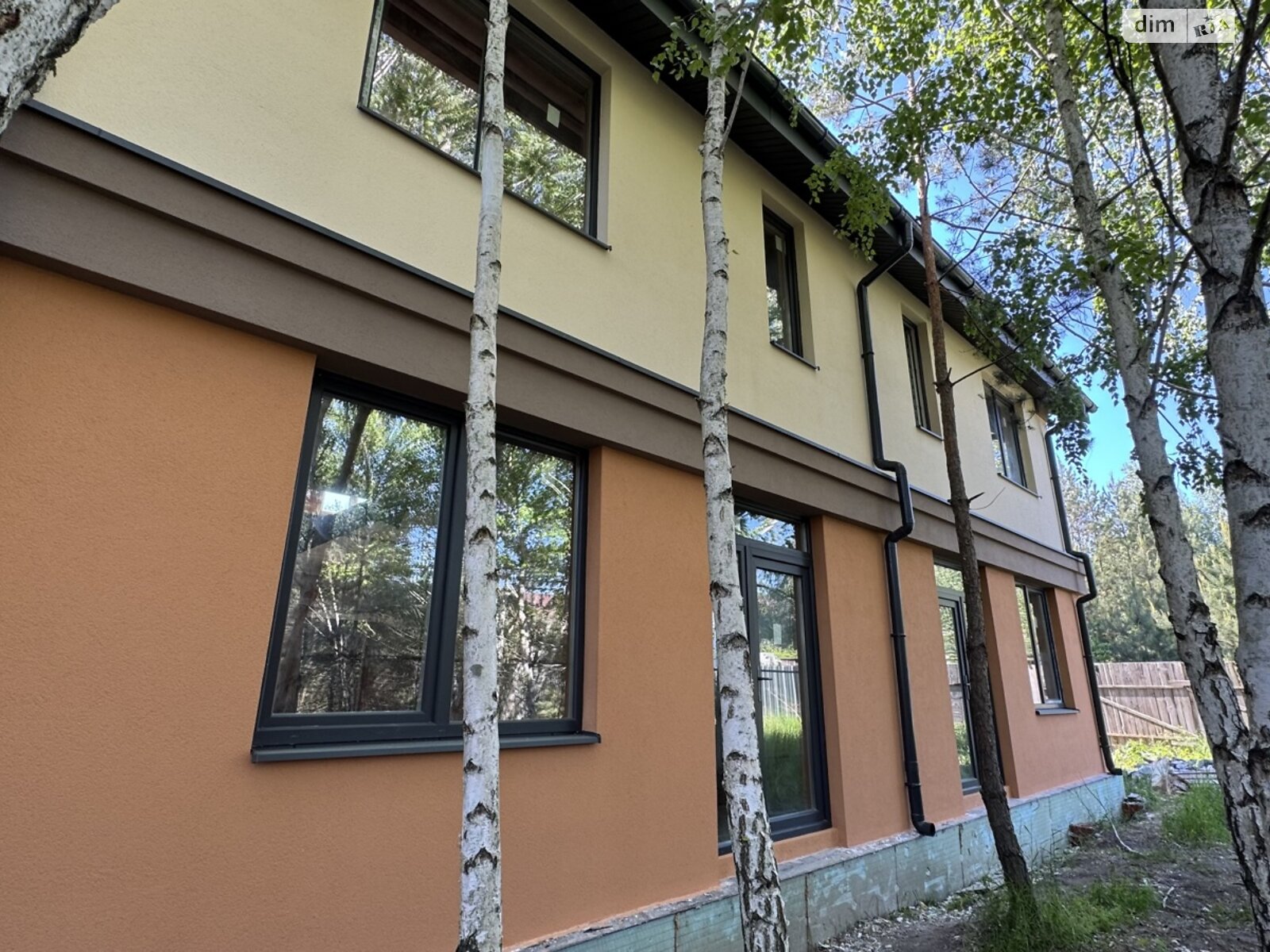 двоповерховий таунхаус, 90 кв. м, цегла. Продаж у Ворзелі фото 1 двоповерховий таунхаус, 90 кв. м, цегла. Продаж у Ворзелі фото 1