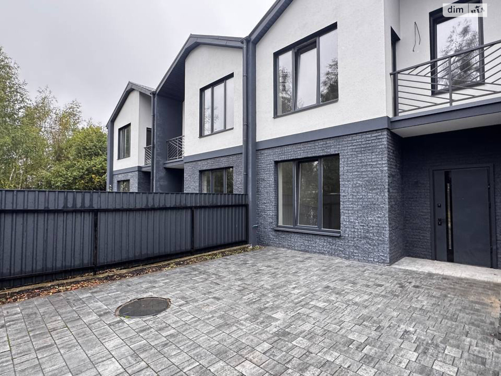 двухэтажный таунхаус, 124.8 кв. м, пеноблок. Продажа в Ворзеле фото 1 двухэтажный таунхаус, 124.8 кв. м, пеноблок. Продажа в Ворзеле фото 1