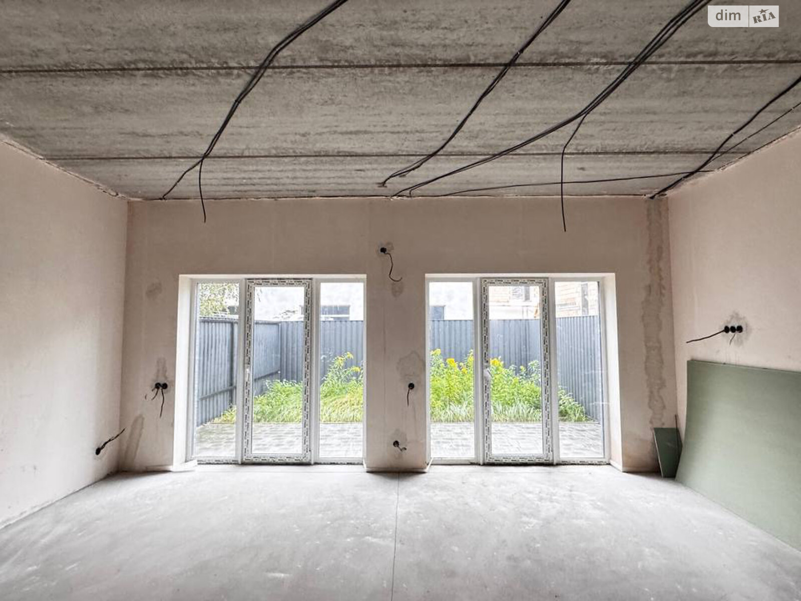 двухэтажный таунхаус, 124.8 кв. м, пеноблок. Продажа в Ворзеле фото 1 двухэтажный таунхаус, 124.8 кв. м, пеноблок. Продажа в Ворзеле фото 1