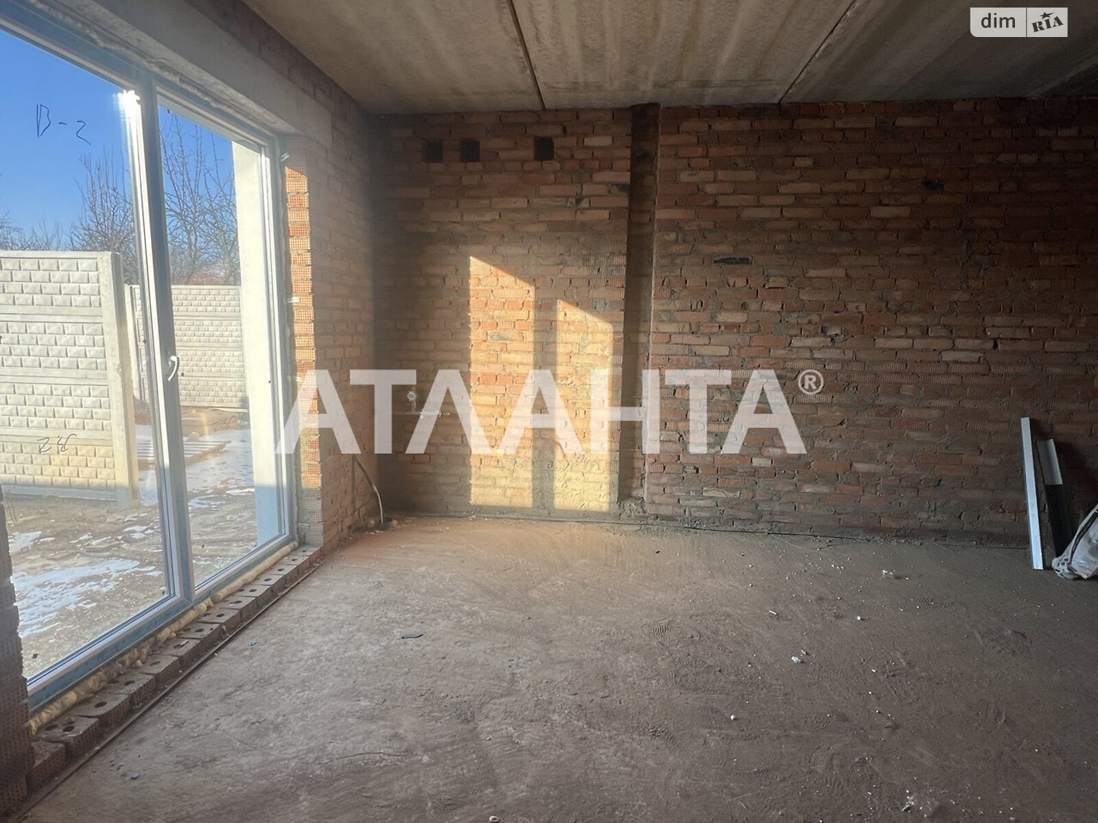 двухэтажный таунхаус, 90 кв. м, кирпич. Продажа в Якушинцах фото 1 двухэтажный таунхаус, 90 кв. м, кирпич. Продажа в Якушинцах фото 1