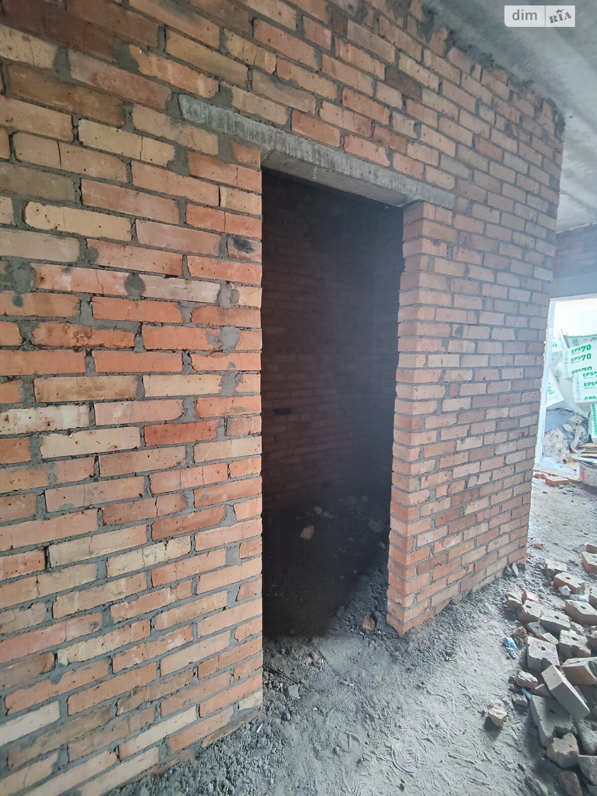 двухэтажный таунхаус, 73 кв. м, кирпич. Продажа в Якушинцах фото 1