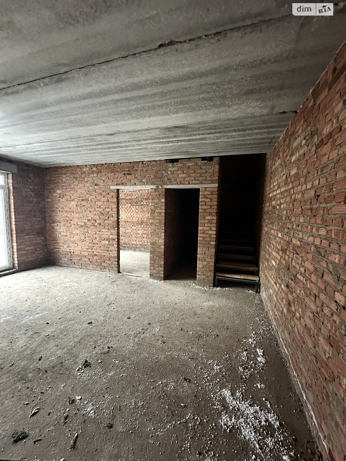 двухэтажный таунхаус, 86 кв. м, кирпич. Продажа в Якушинцах фото 1