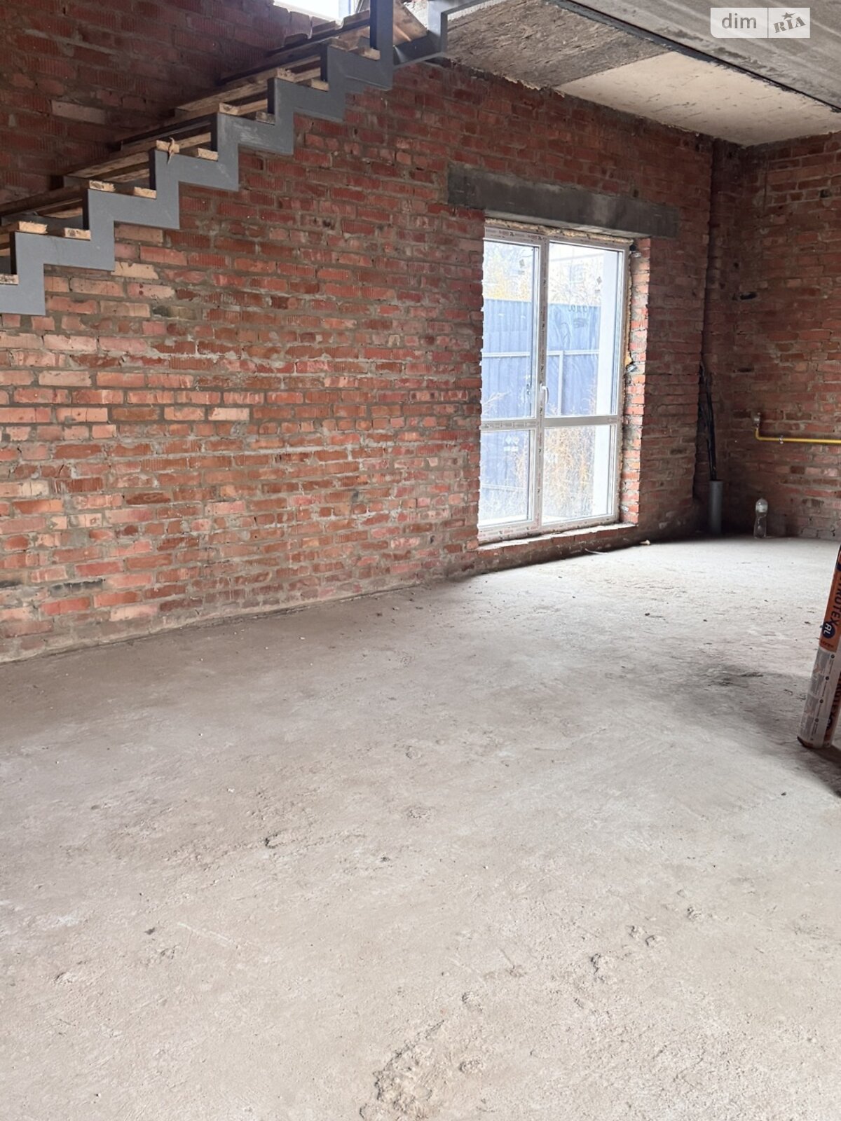 двухэтажный таунхаус, 82 кв. м, кирпич. Продажа в Якушинцах фото 1