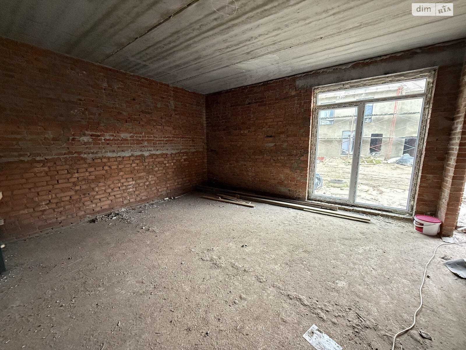 двухэтажный таунхаус, 70 кв. м, кирпич. Продажа в Якушинцах фото 1