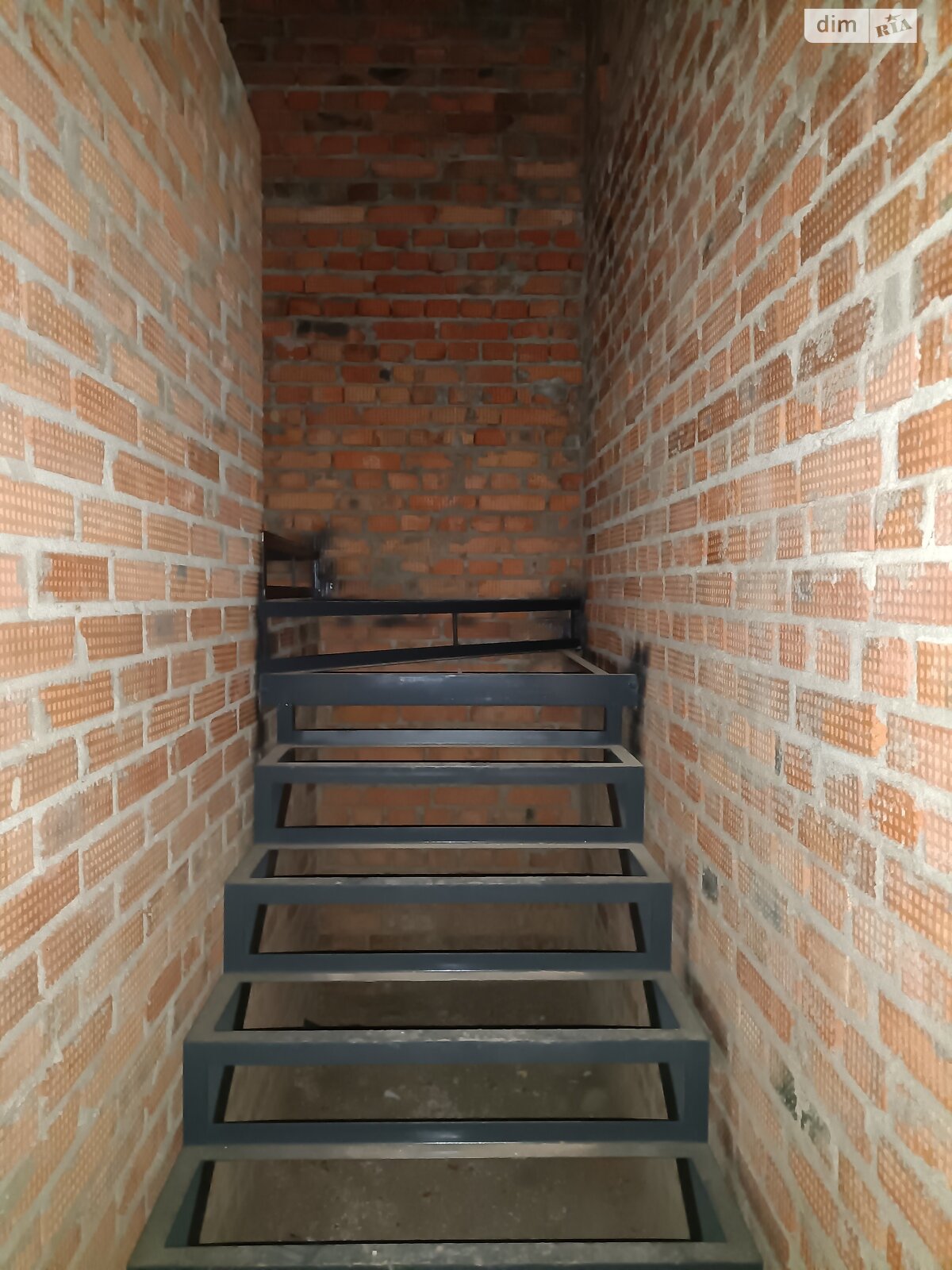 двухэтажный таунхаус, 78 кв. м, кирпич. Продажа в Якушинцах фото 1 двухэтажный таунхаус, 78 кв. м, кирпич. Продажа в Якушинцах фото 1