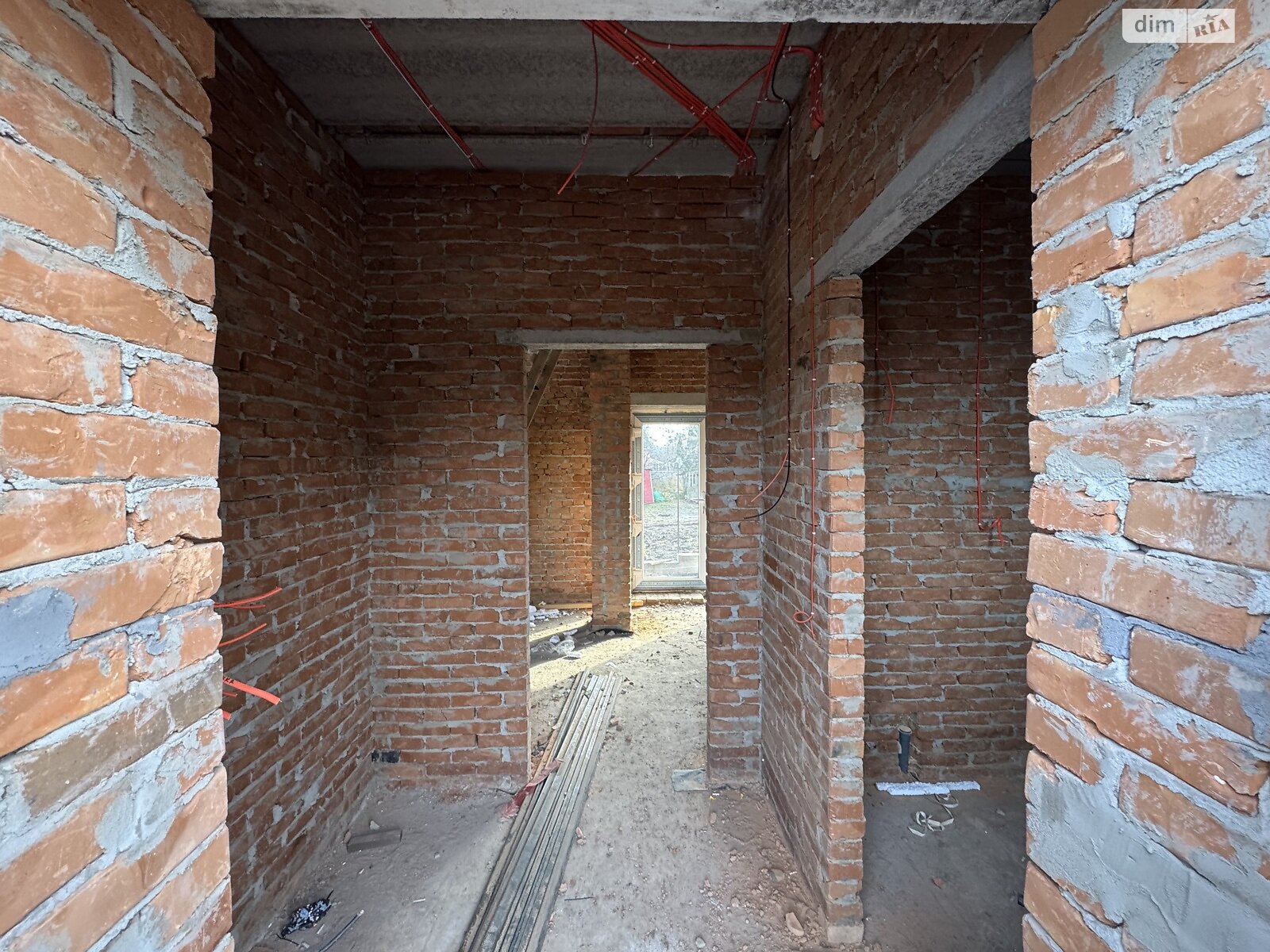 двухэтажный таунхаус, 75 кв. м, кирпич. Продажа в Якушинцах фото 1 двухэтажный таунхаус, 75 кв. м, кирпич. Продажа в Якушинцах фото 1