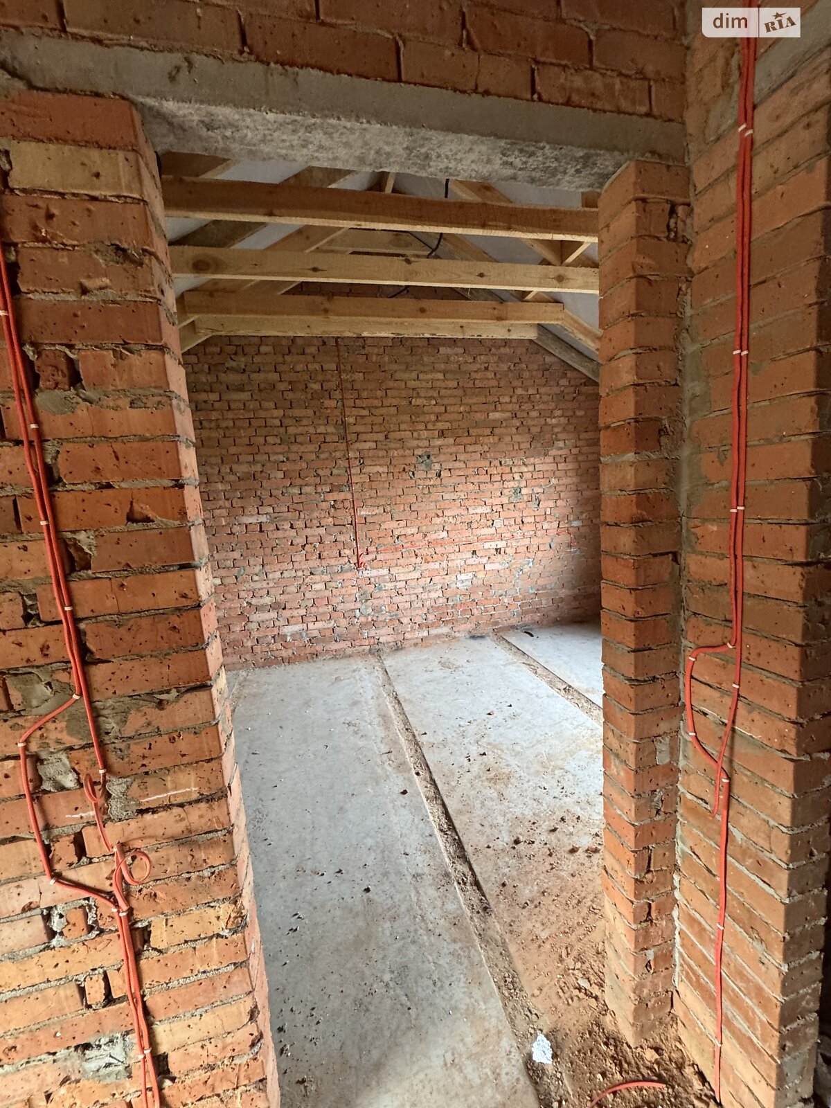 двухэтажный таунхаус, 75 кв. м, кирпич. Продажа в Якушинцах фото 1 двухэтажный таунхаус, 75 кв. м, кирпич. Продажа в Якушинцах фото 1