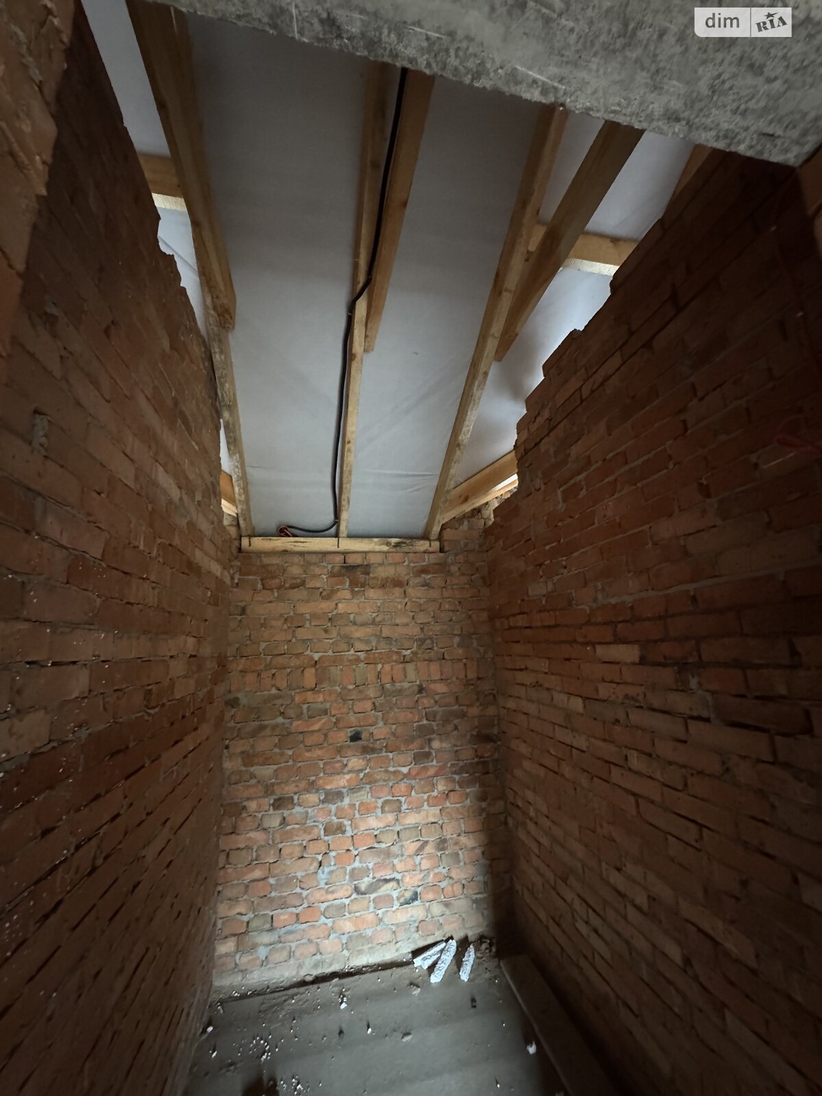 двухэтажный таунхаус, 75 кв. м, кирпич. Продажа в Якушинцах фото 1 двухэтажный таунхаус, 75 кв. м, кирпич. Продажа в Якушинцах фото 1