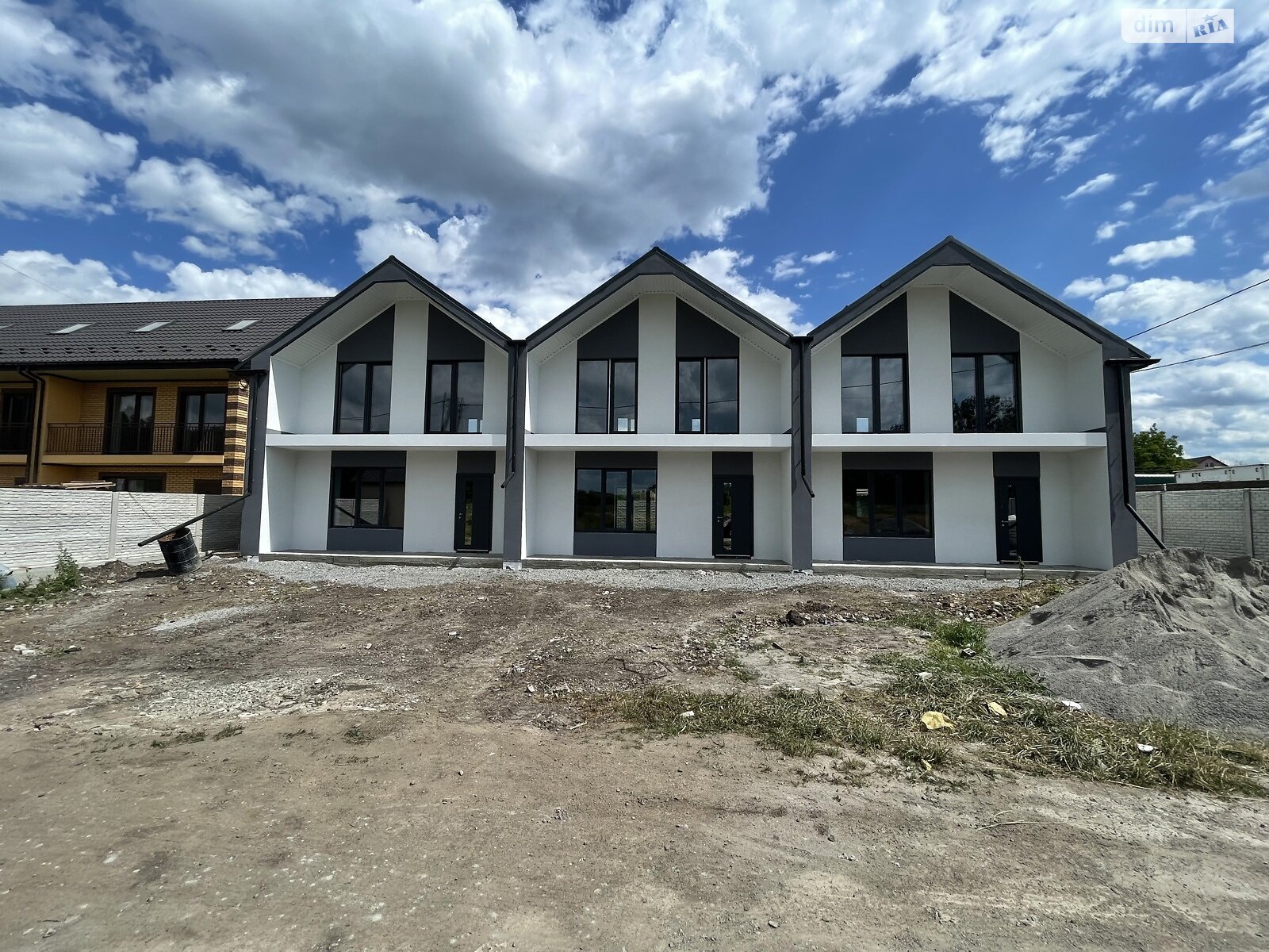 двоповерховий таунхаус, 110 кв. м, цегла. Продаж у Березині фото 1 двоповерховий таунхаус, 110 кв. м, цегла. Продаж у Березині фото 1