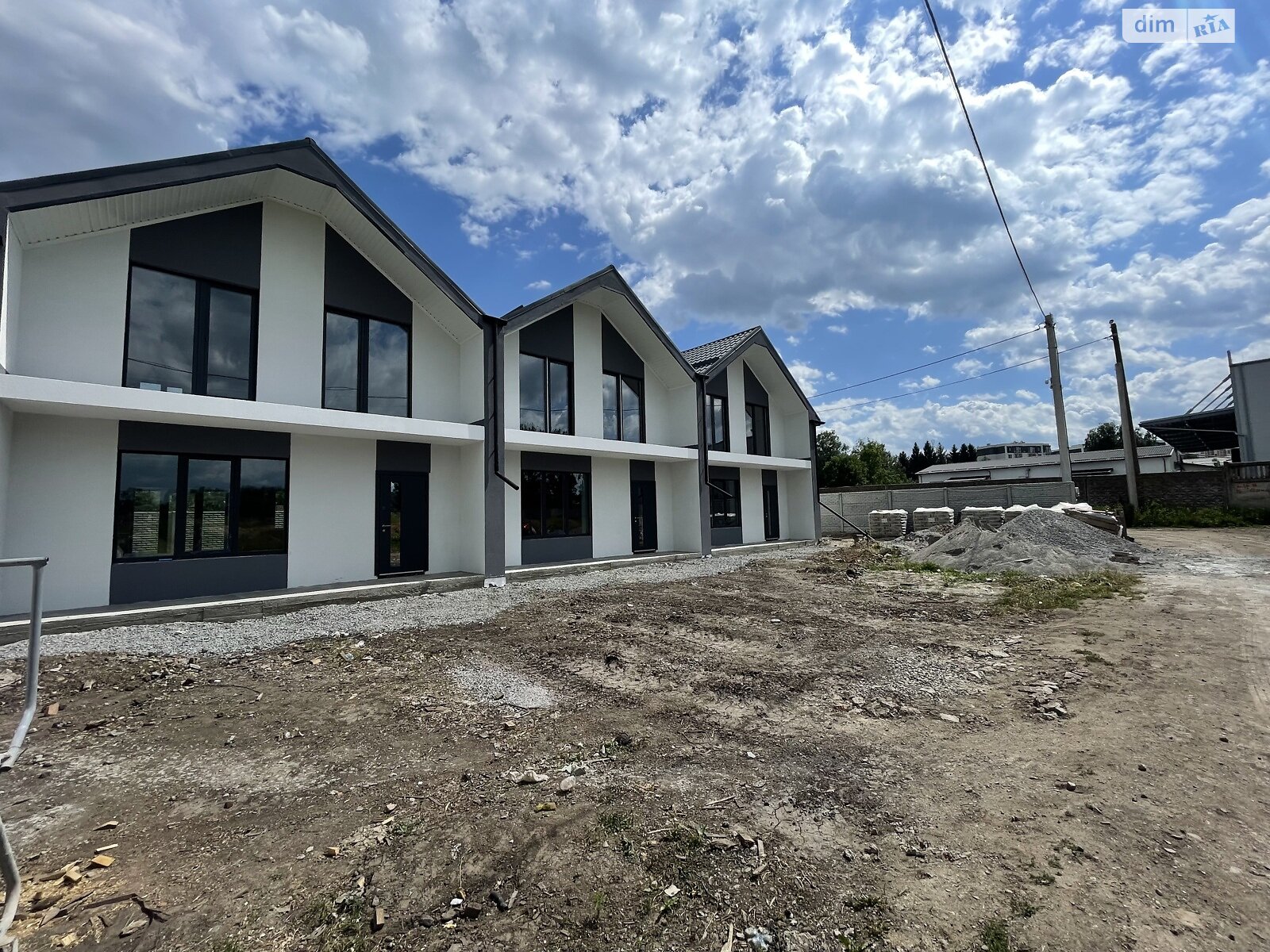 двоповерховий таунхаус, 110 кв. м, цегла. Продаж у Березині фото 1 двоповерховий таунхаус, 110 кв. м, цегла. Продаж у Березині фото 1