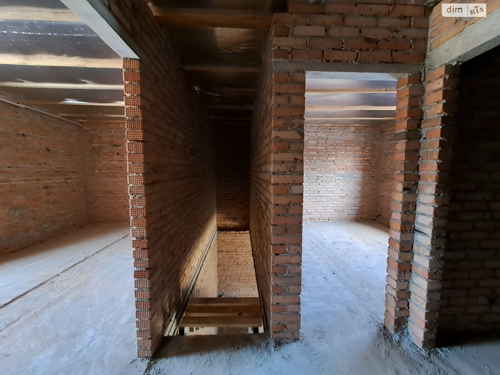 двоповерховий таунхаус, 90 кв. м, цегла. Продаж у Зарванцях фото 1 двоповерховий таунхаус, 90 кв. м, цегла. Продаж у Зарванцях фото 1