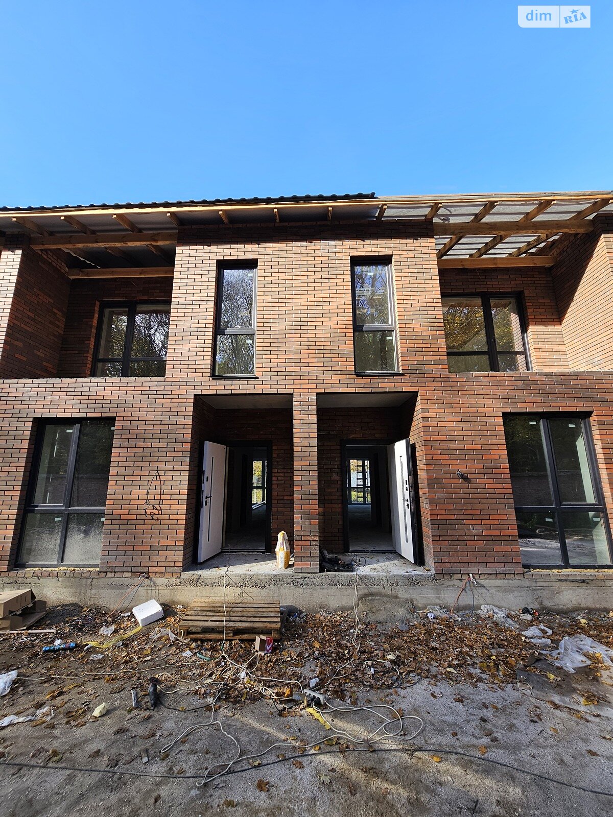 двоповерховий таунхаус, 120 кв. м, кирпич. Продаж у Зарванцях фото 1 двоповерховий таунхаус, 120 кв. м, кирпич. Продаж у Зарванцях фото 1