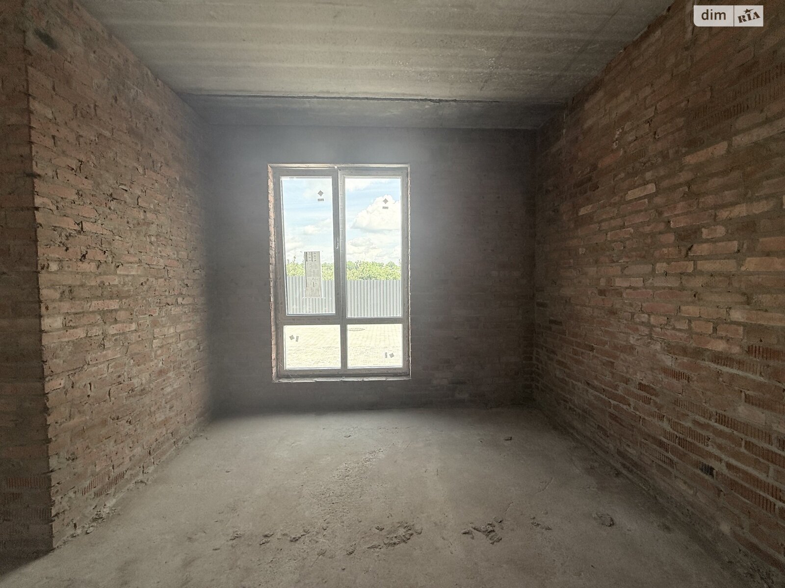 двухэтажный таунхаус, 82 кв. м, кирпич. Продажа в Зарванцах фото 1 двухэтажный таунхаус, 82 кв. м, кирпич. Продажа в Зарванцах фото 1