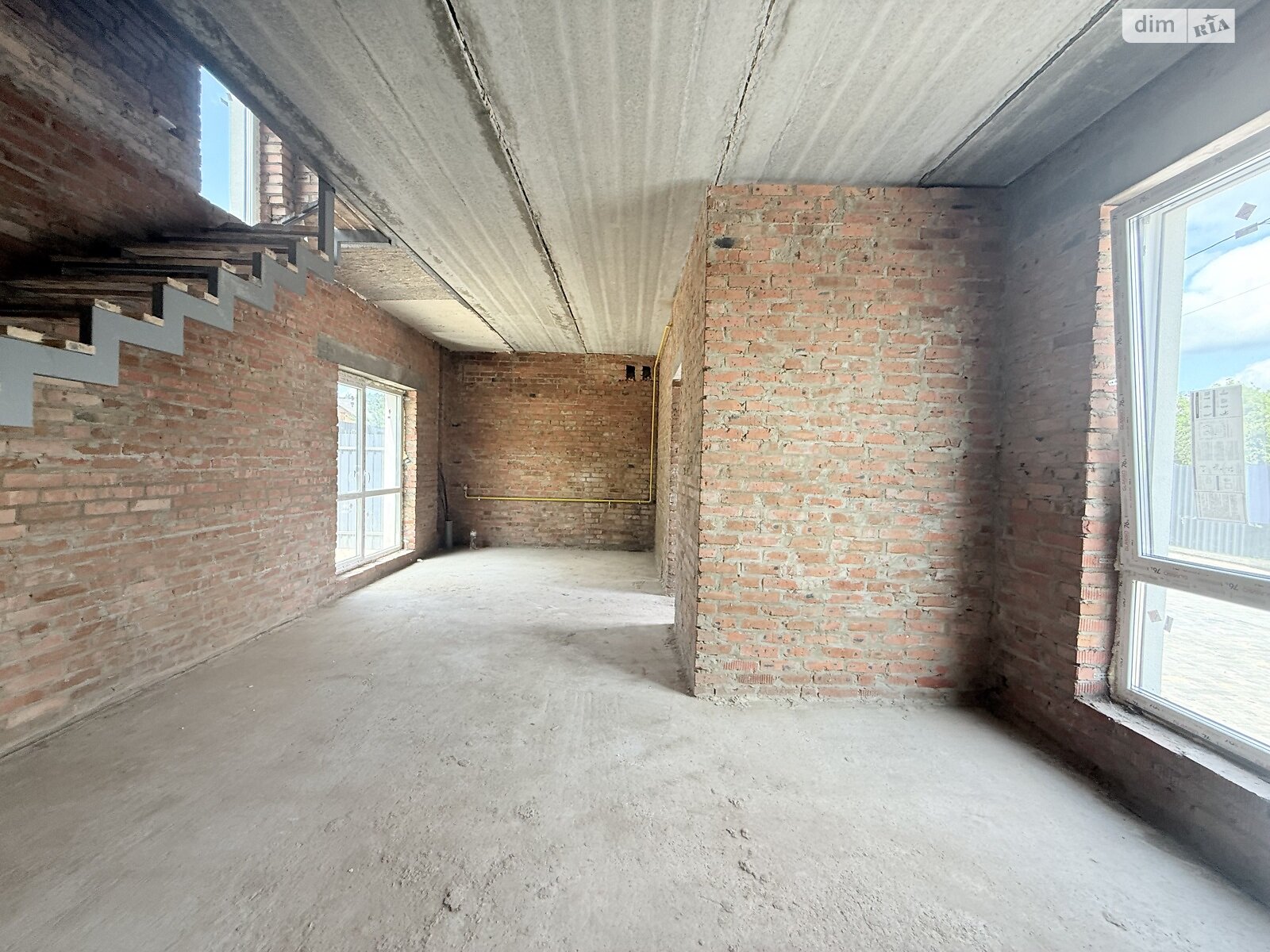 двухэтажный таунхаус, 82 кв. м, кирпич. Продажа в Зарванцах фото 1 двухэтажный таунхаус, 82 кв. м, кирпич. Продажа в Зарванцах фото 1