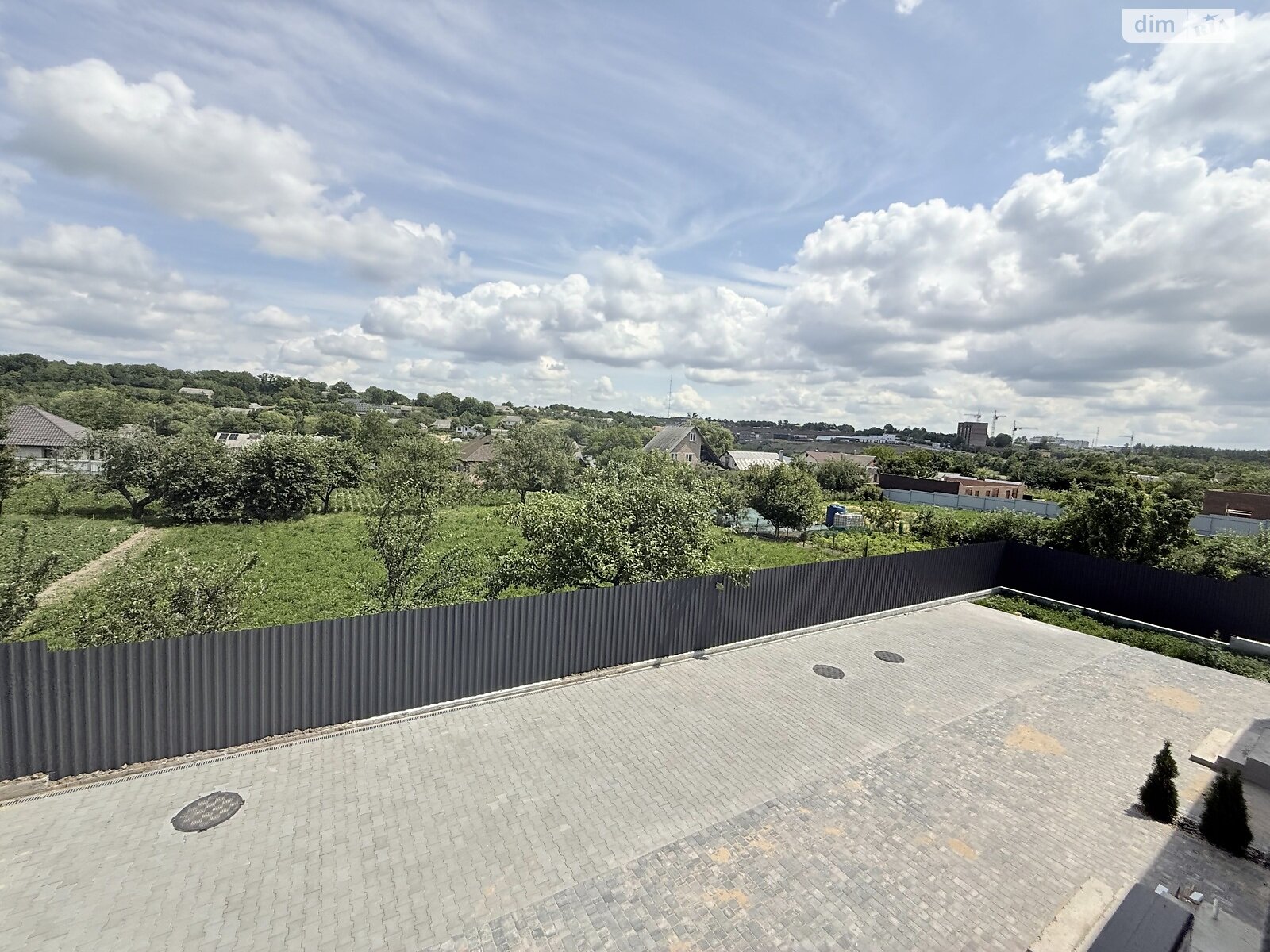 двухэтажный таунхаус, 82 кв. м, кирпич. Продажа в Зарванцах фото 1 двухэтажный таунхаус, 82 кв. м, кирпич. Продажа в Зарванцах фото 1