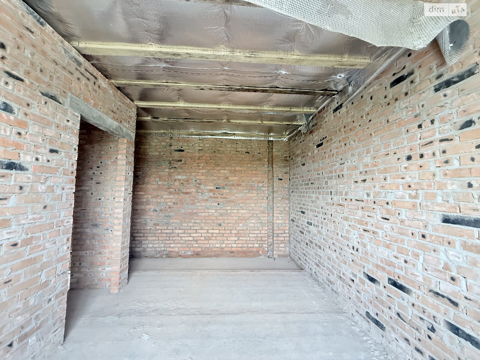 двухэтажный таунхаус, 82 кв. м, кирпич. Продажа в Зарванцах фото 1 двухэтажный таунхаус, 82 кв. м, кирпич. Продажа в Зарванцах фото 1