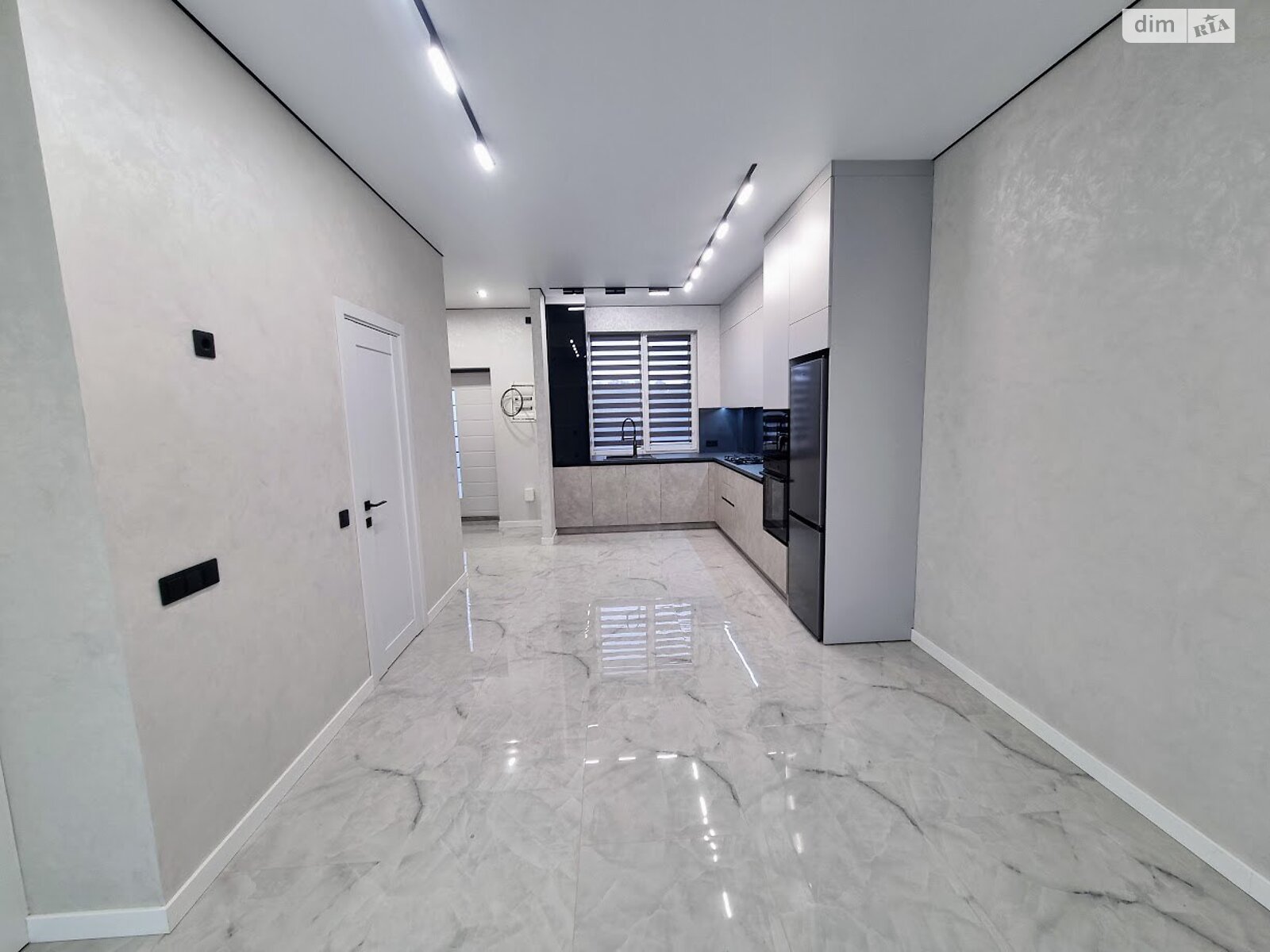 двоповерховий таунхаус, 75 кв. м, цегла. Продаж у Зарванцях фото 1 двоповерховий таунхаус, 75 кв. м, цегла. Продаж у Зарванцях фото 1