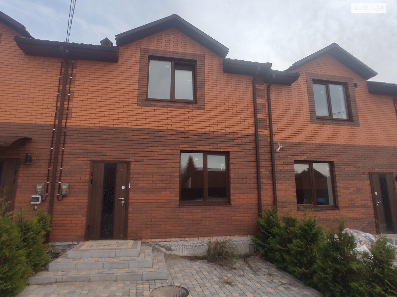 двоповерховий таунхаус, 95 кв. м, кирпич. Продаж у Зарванцях фото 1